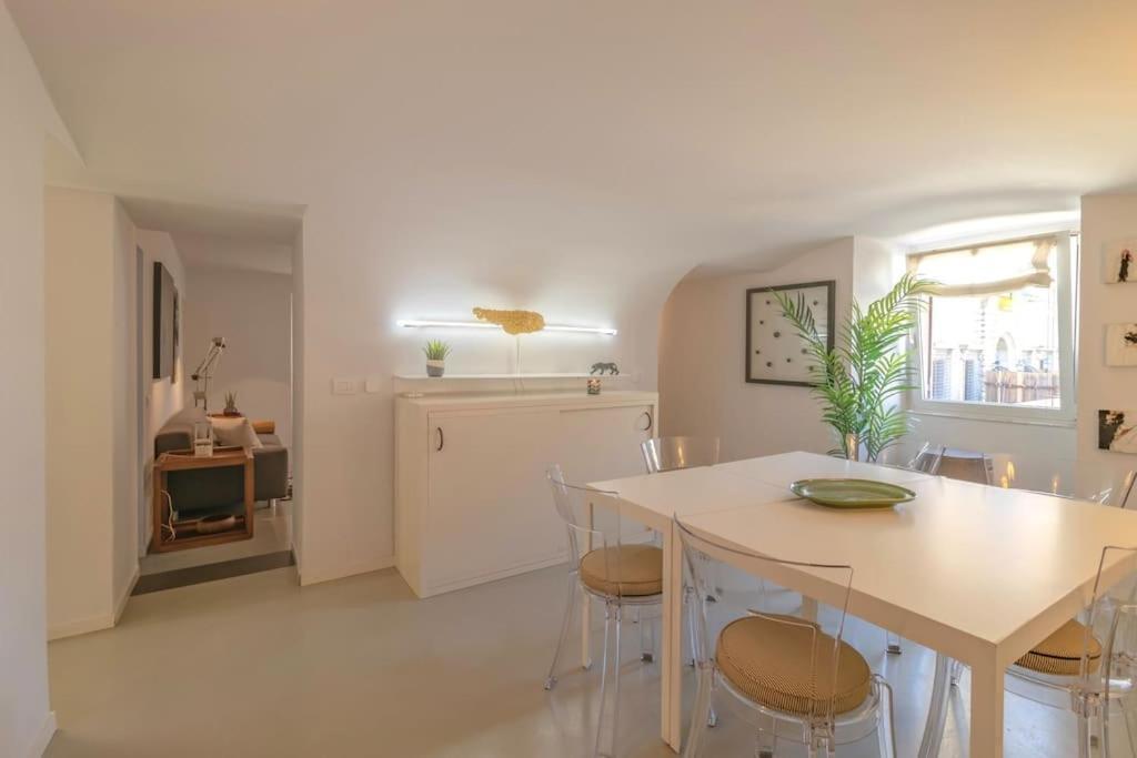 Unique View Farnese Classy Loft Apartment Rome
