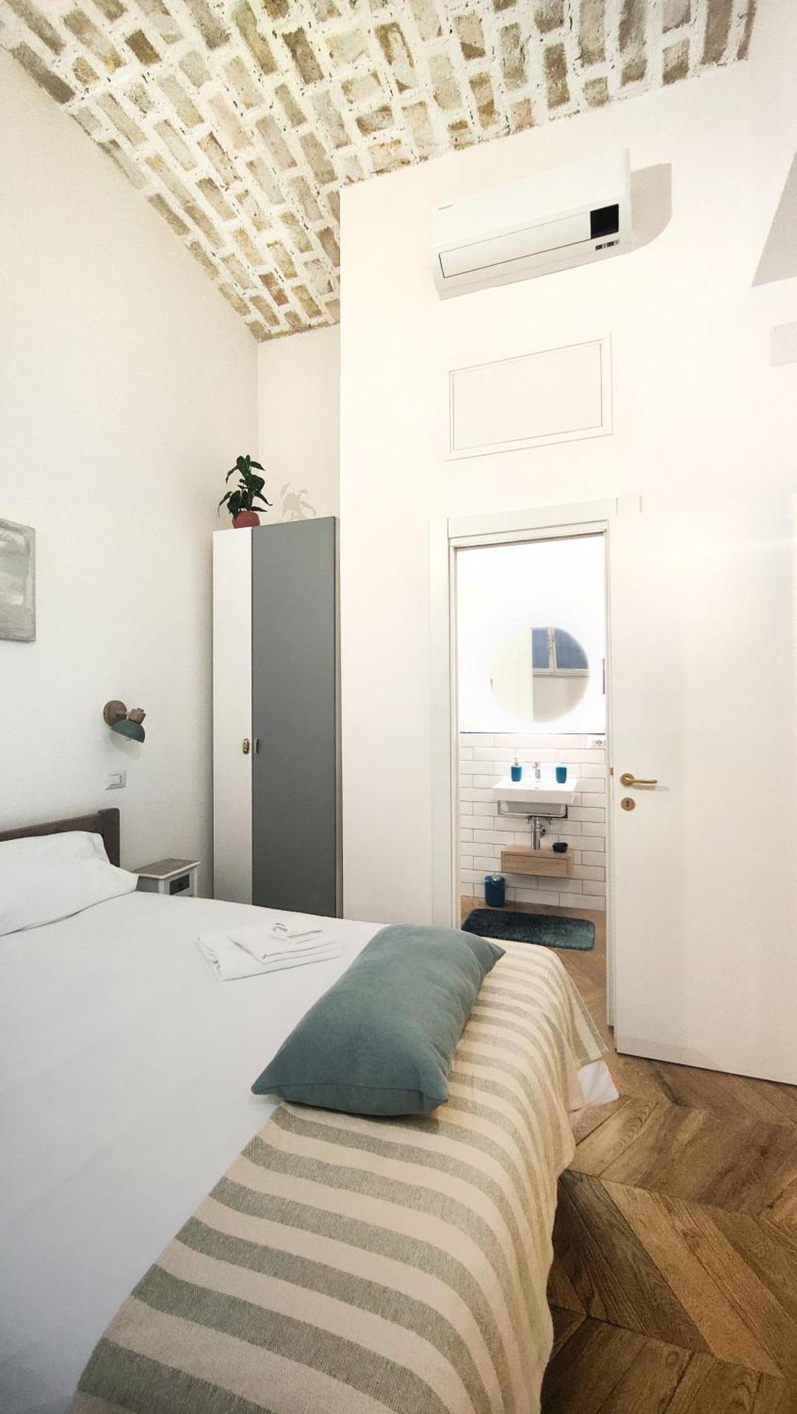 Apartamento Vera Suite&apartment - Charming 3 Bedroom - 20min Walk From Colosseum
