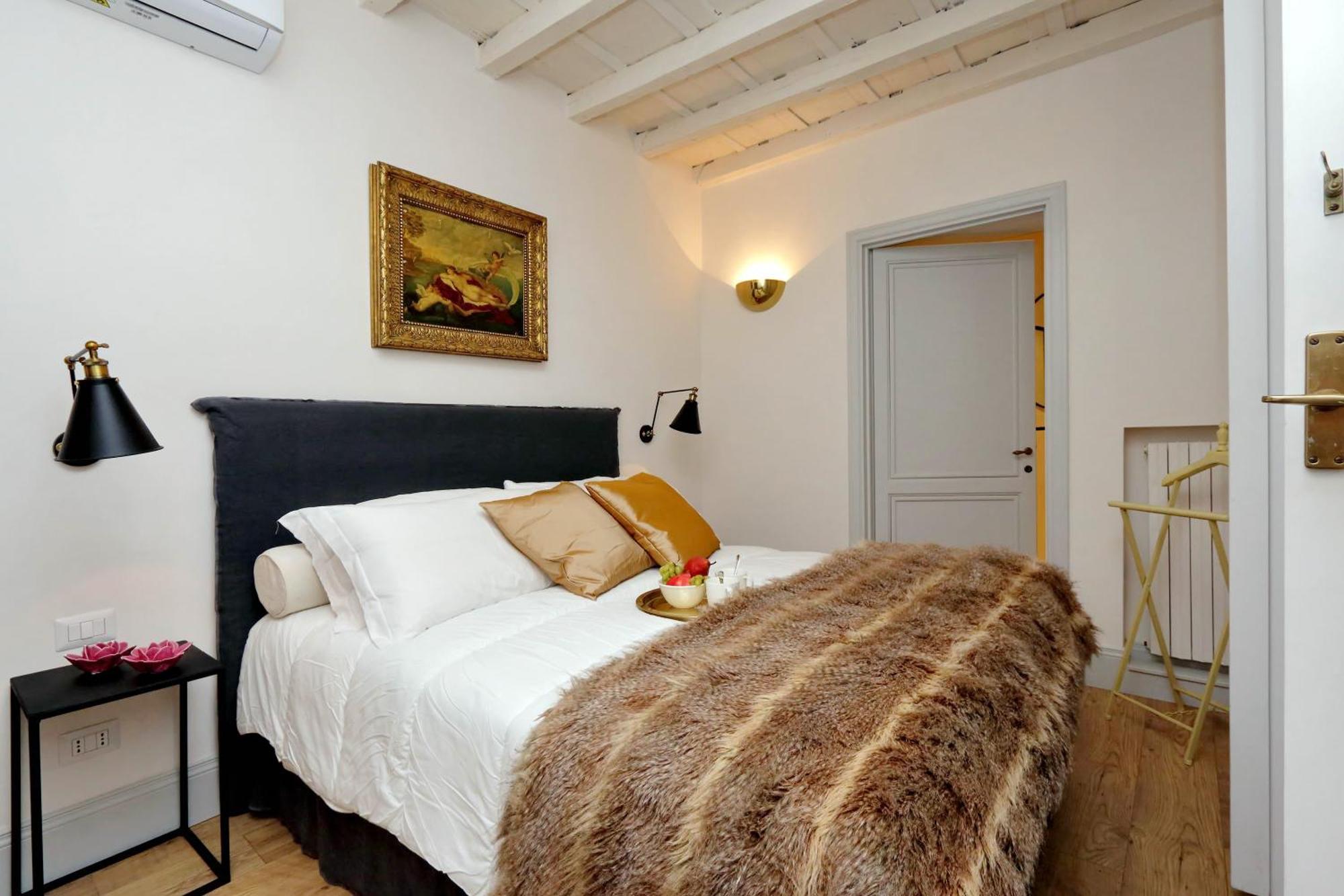 Appartamento Luxury Charme Between Pantheon And Spanish Steps *
