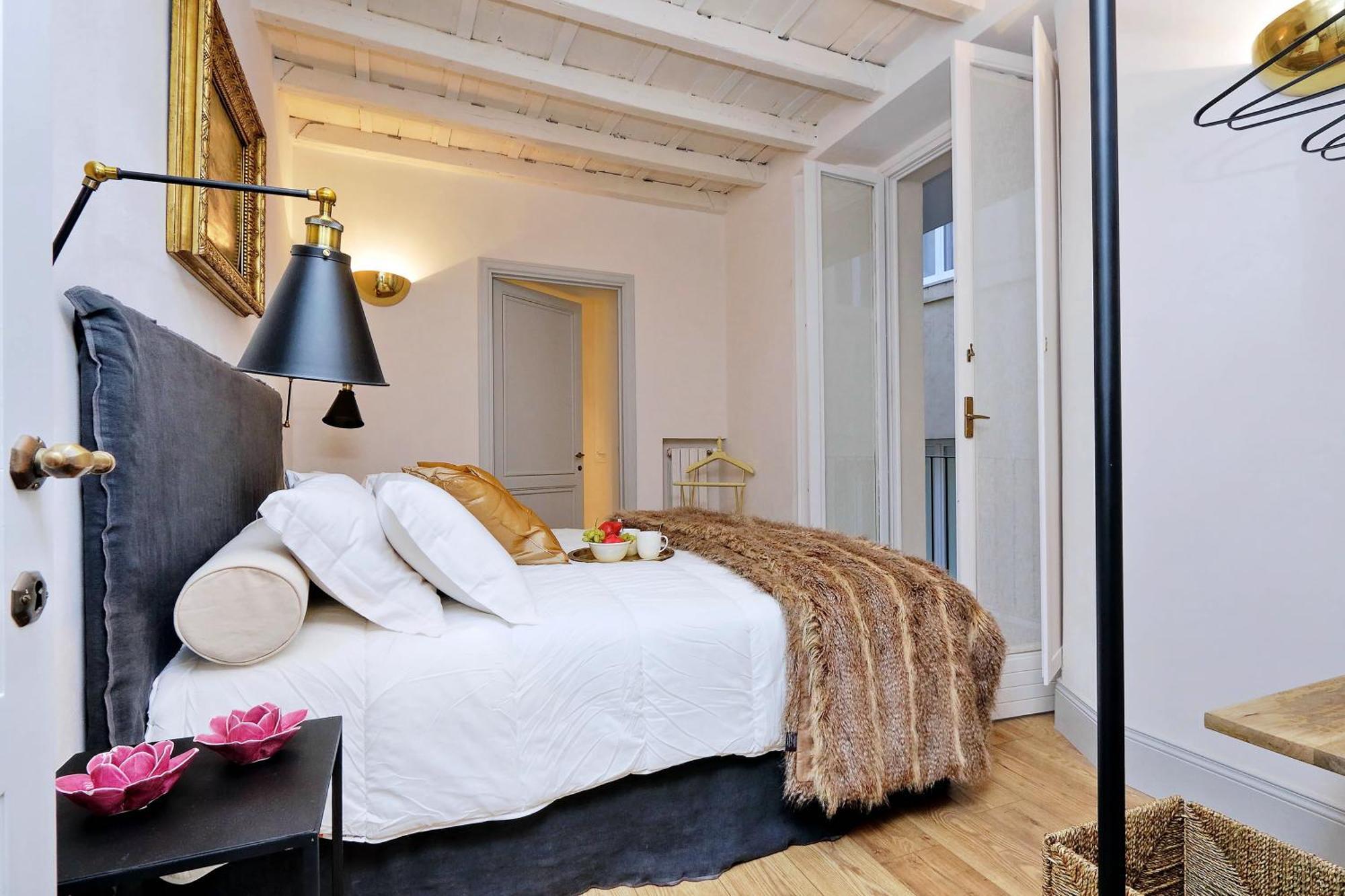 Appartement Luxury Charme Between Pantheon And Spanish Steps *