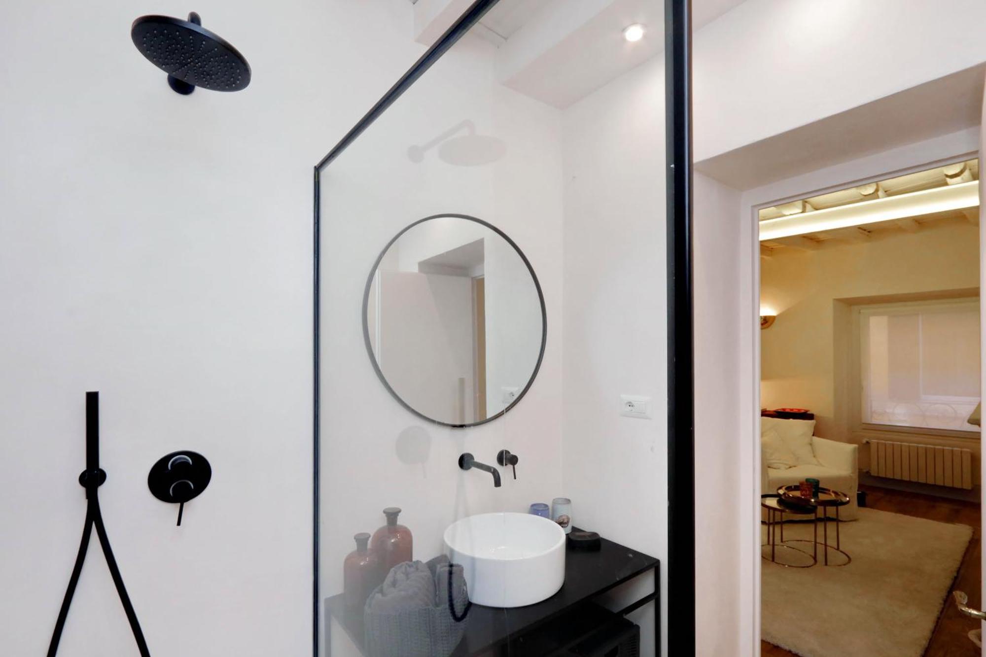 Luxury Charme Between Pantheon And Spanish Steps Appartamento *