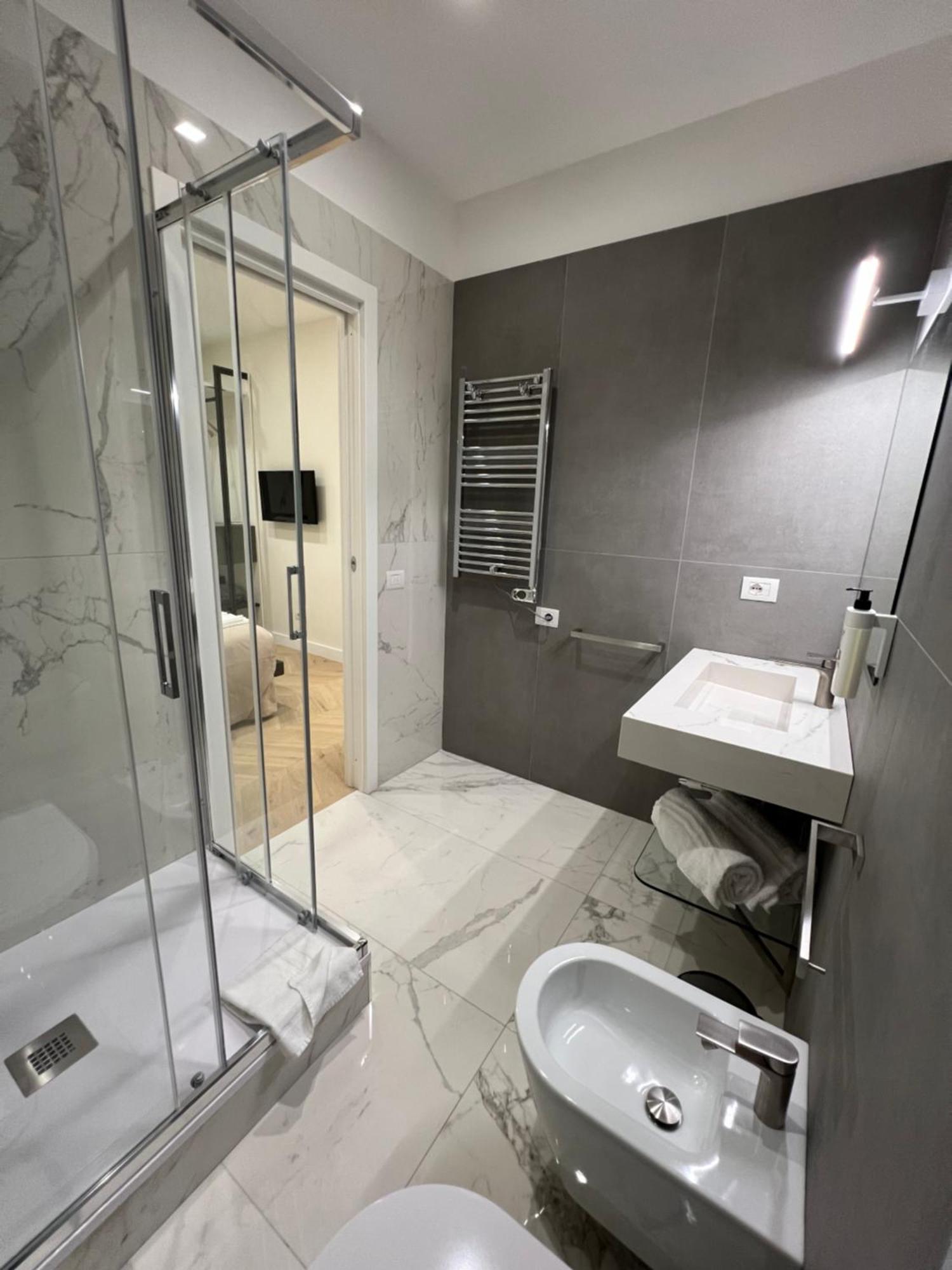 Vittoria's Luxury Rome