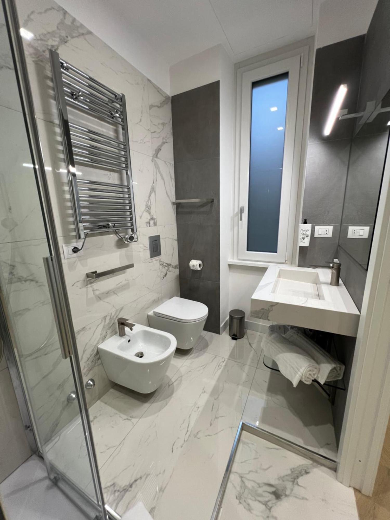 Vittoria's Luxury Guest house Rome