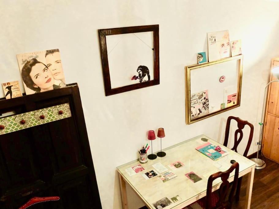 Vintage In Trastevere Rome