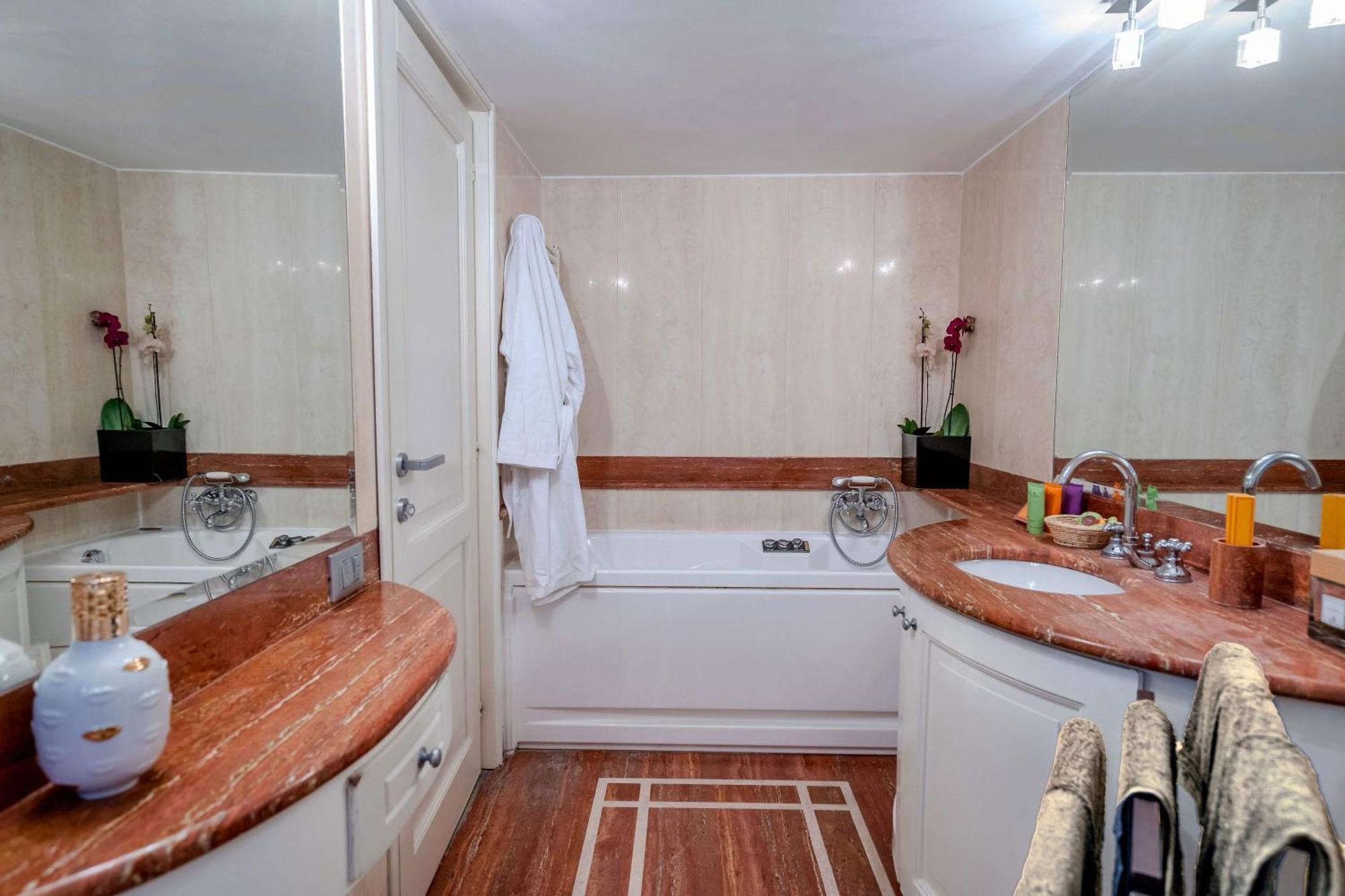 White Style Gambero Roma