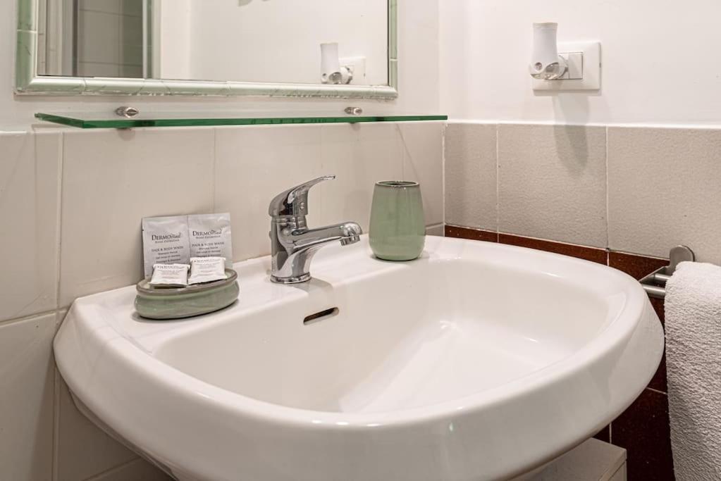Lungaretta Flat Trastevere Apartment Rome