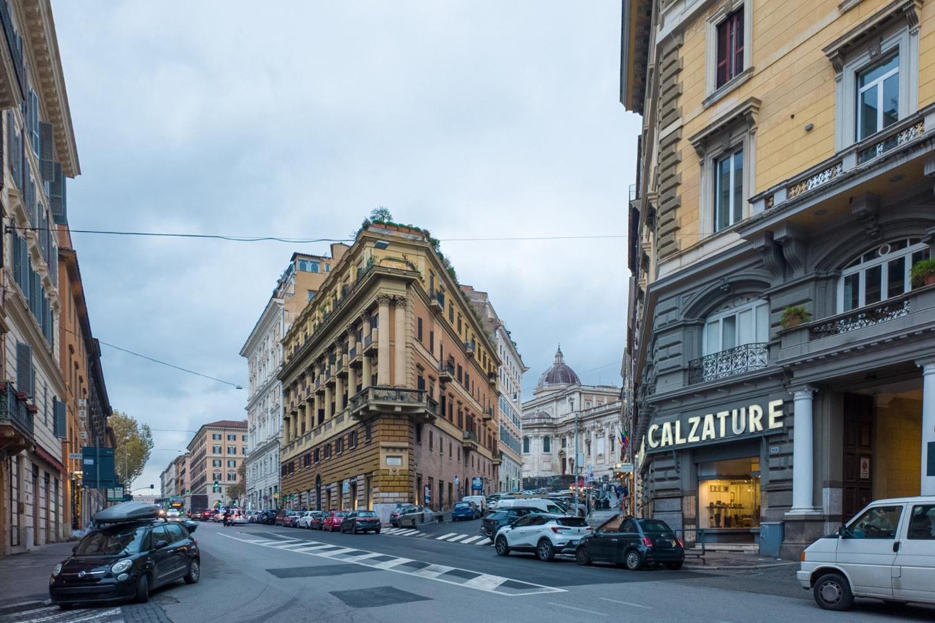 The Rent - Two-bedroom Near Fori Imperiali Appartement