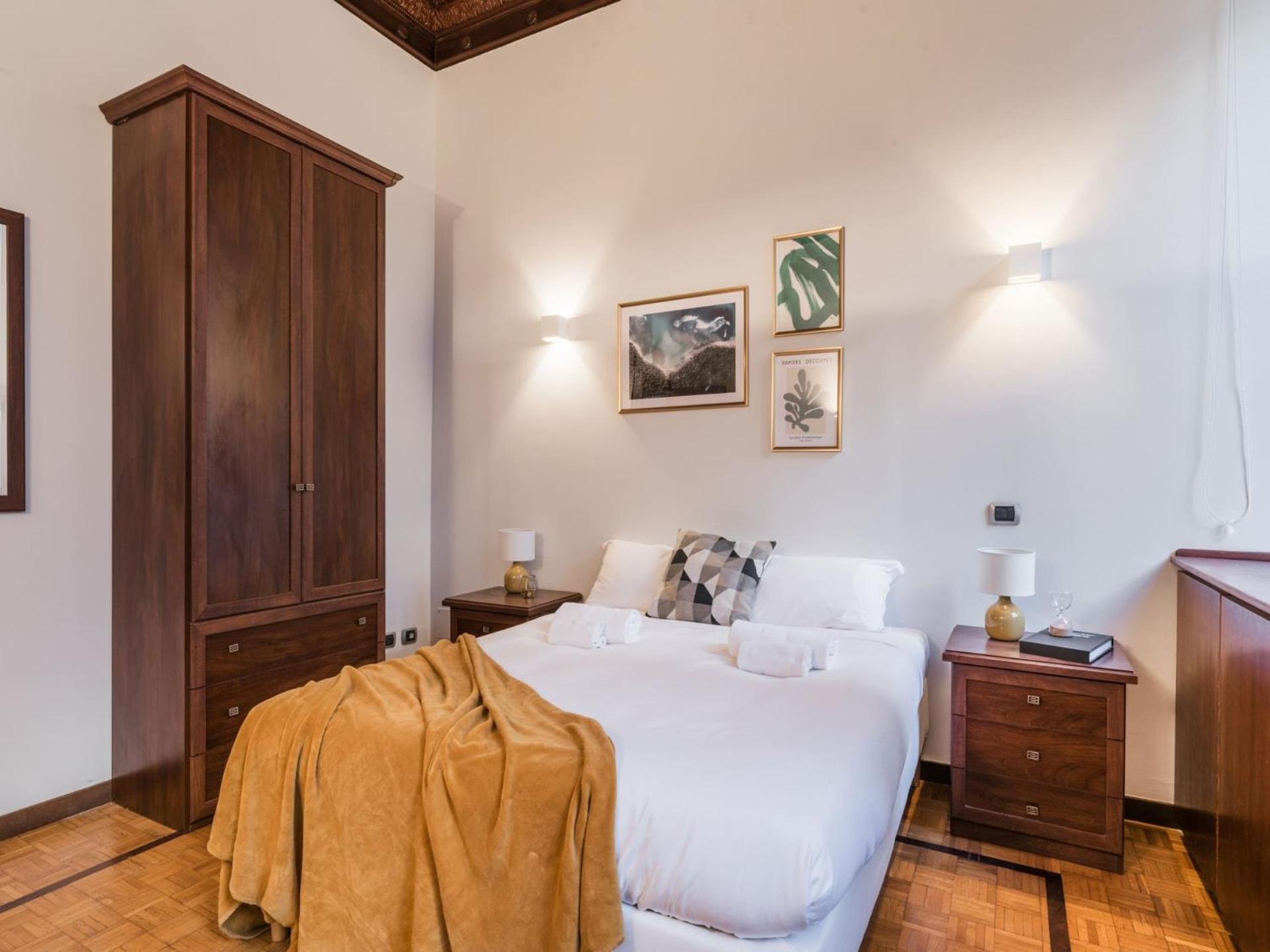 The Rent - Three-bedroom In Manzoni District * Rome