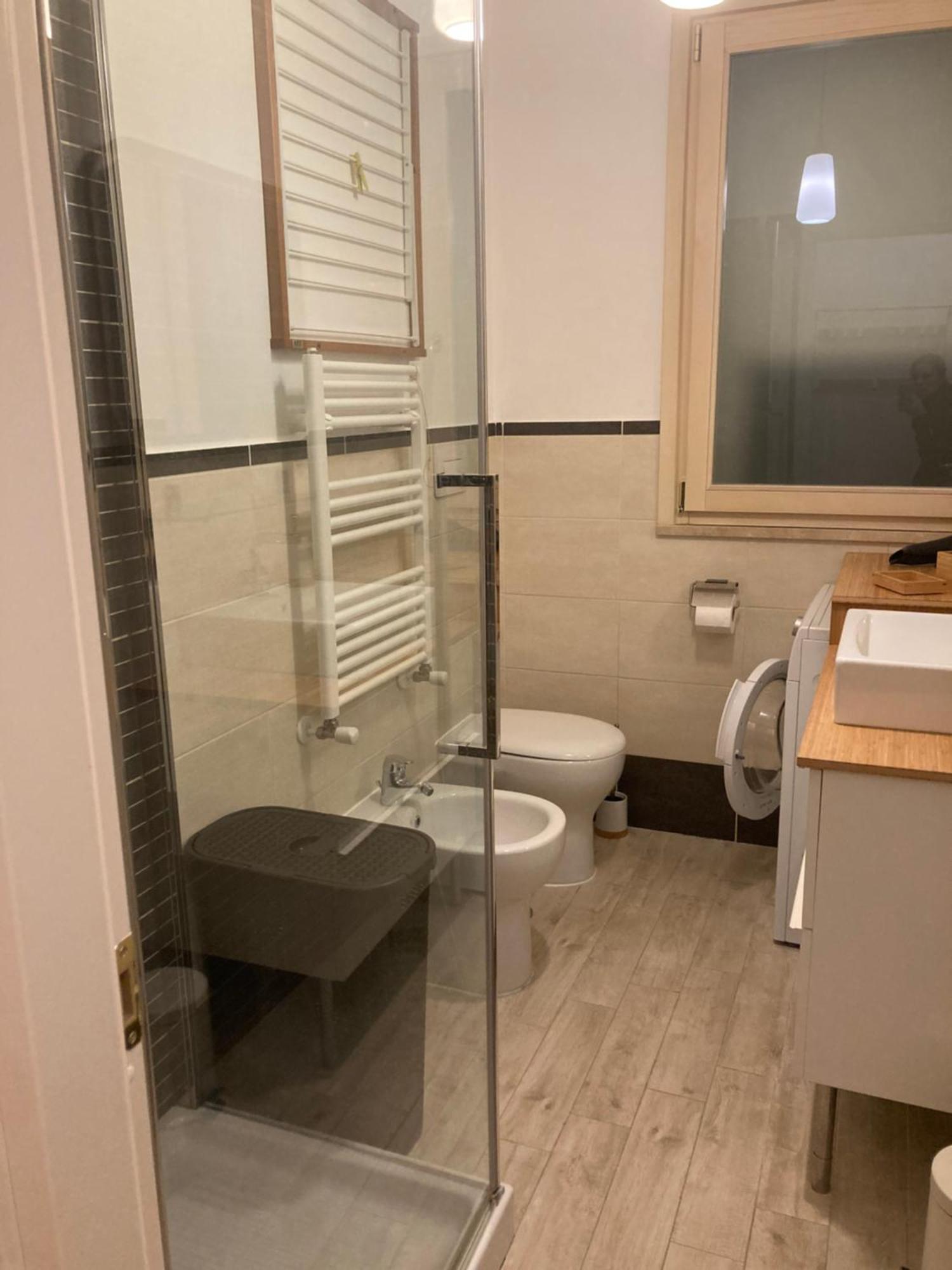 8380 Lory's House * Rome