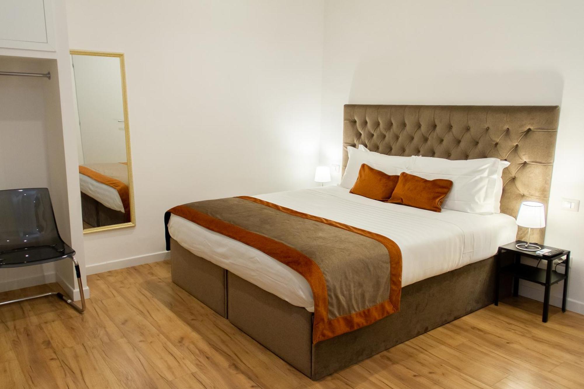 Guest house At St. Peter Rooms&apartment