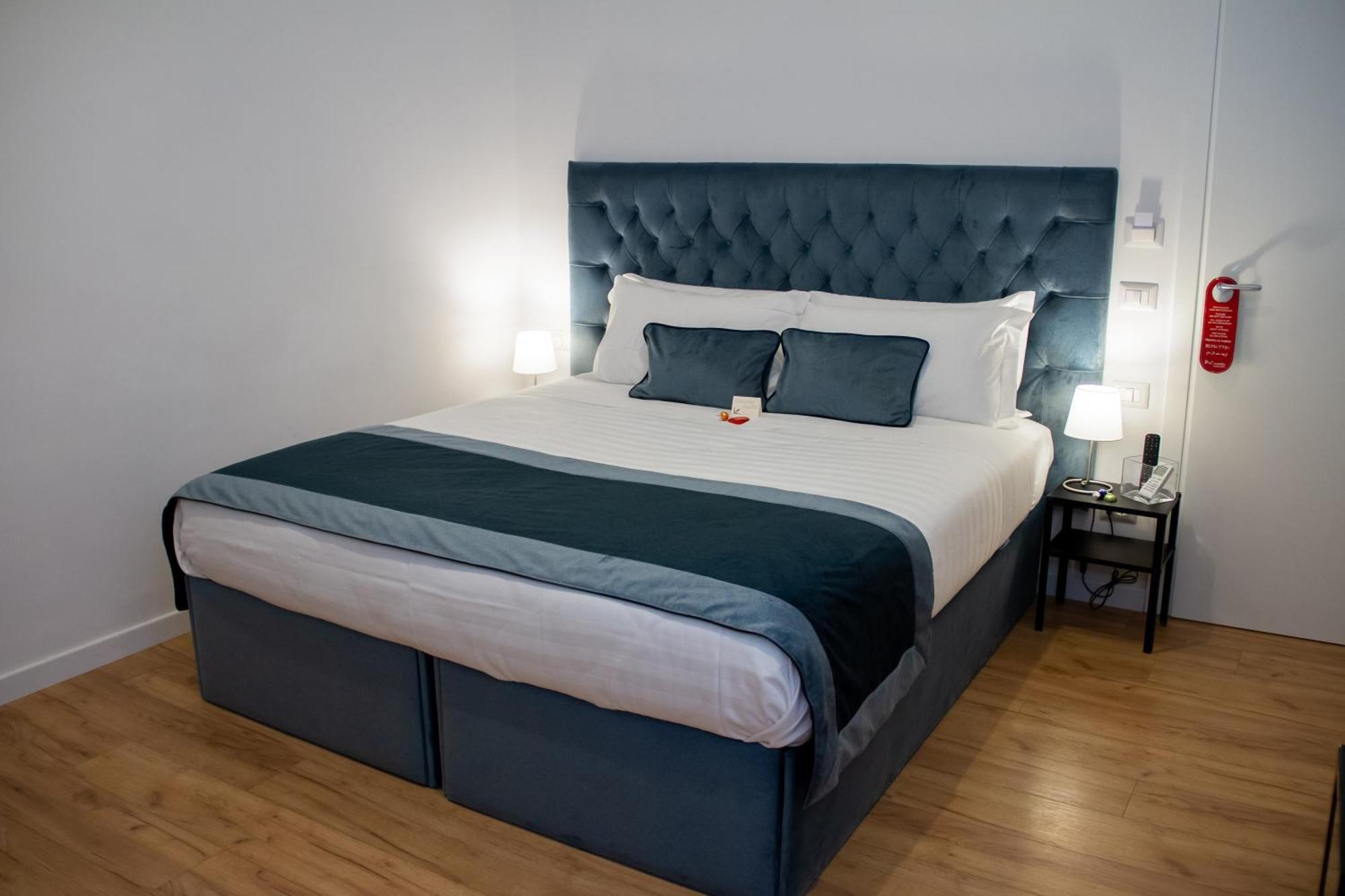 At St. Peter Rooms&apartment Guest house Rome