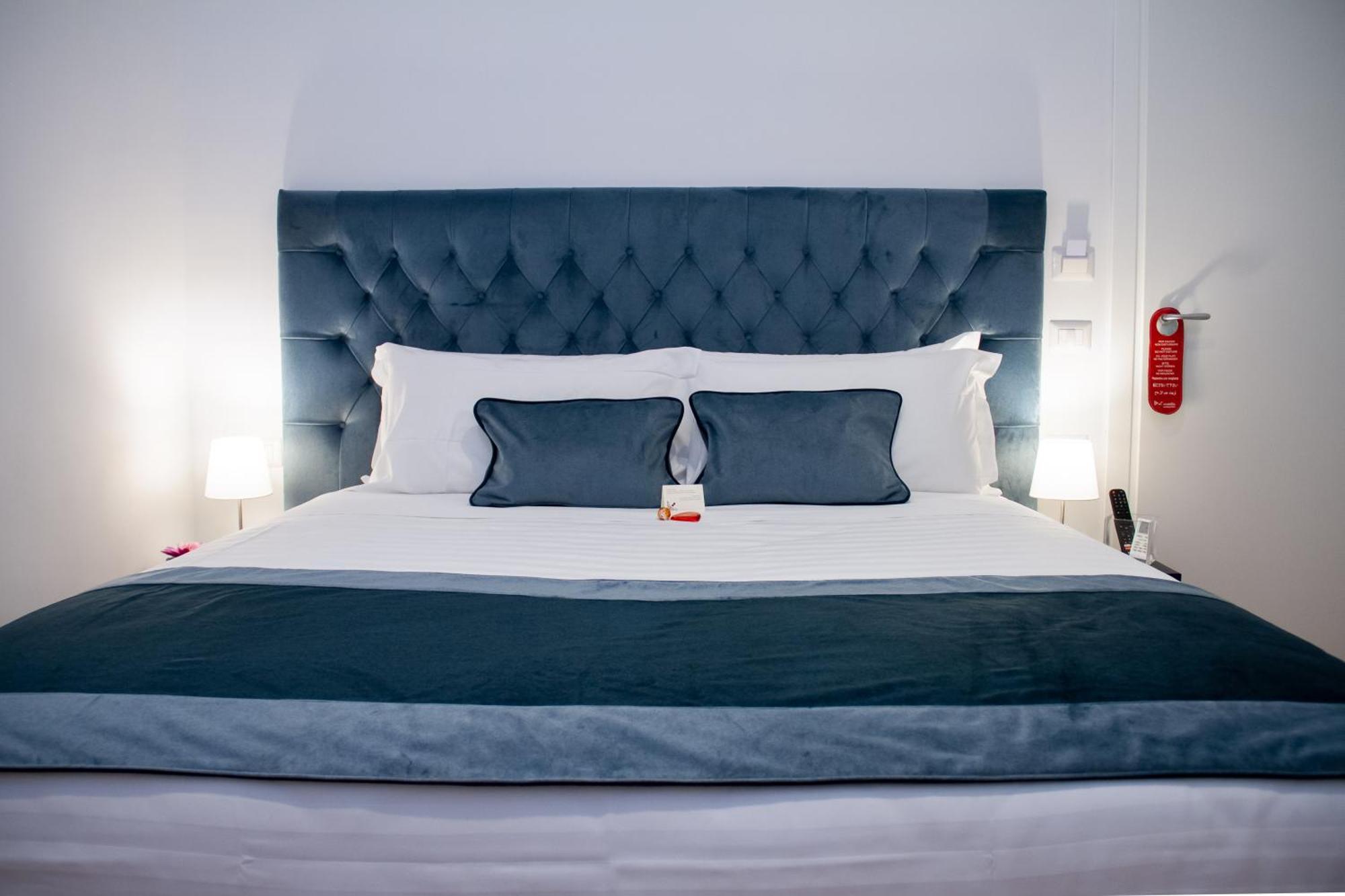At St. Peter Rooms&apartment Guest house Rome