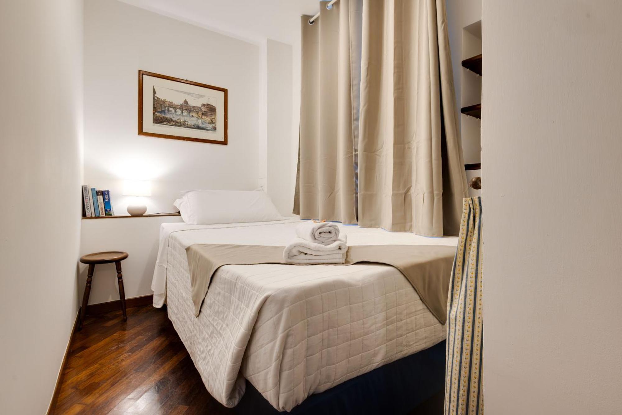 Clavdia Mini Flat Roma