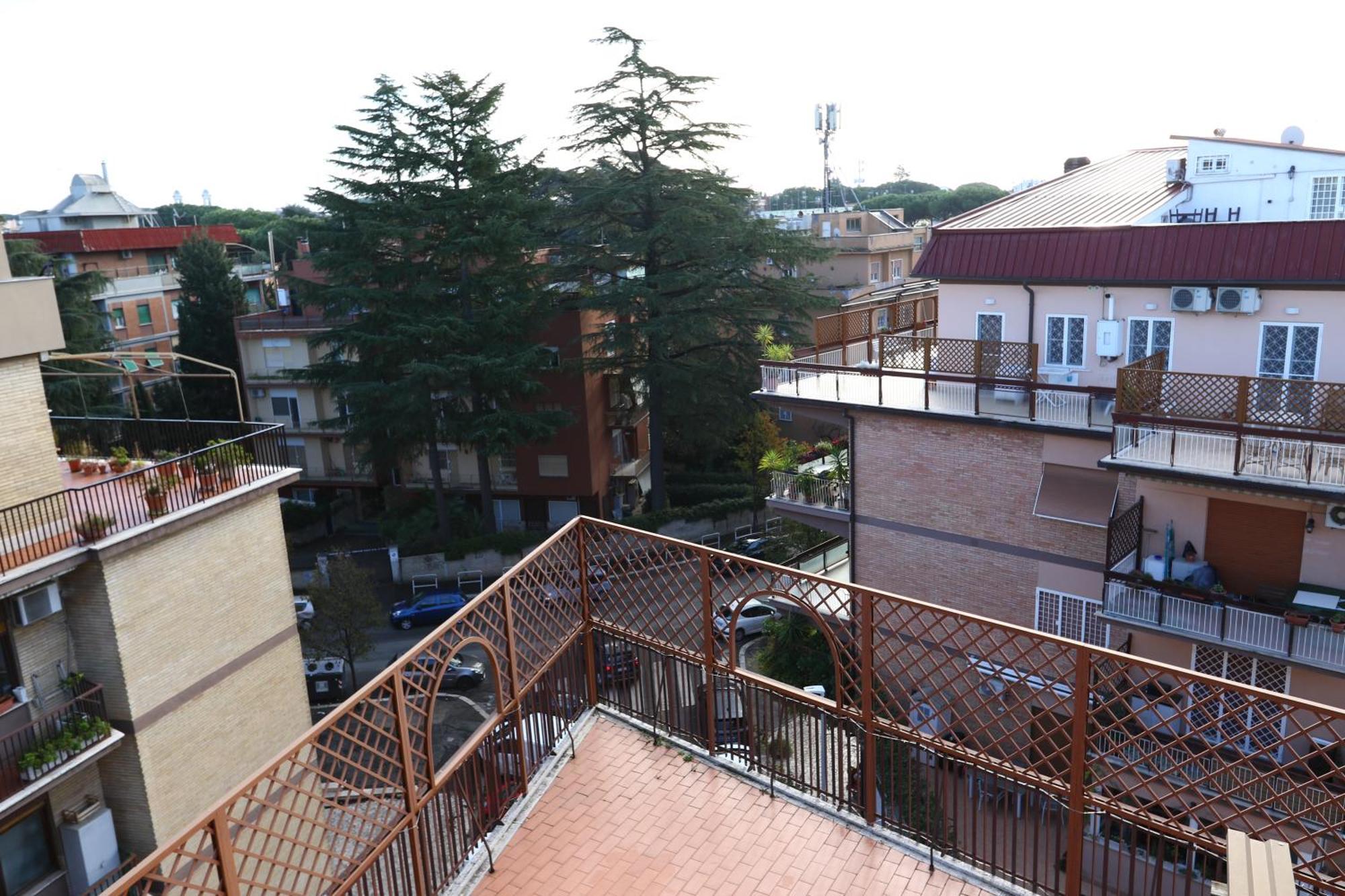 Apartamento Angela Attico A Pochi Minuti Dal Gemelli E Stazione Fl3 Direzione San Pietro - Centro *