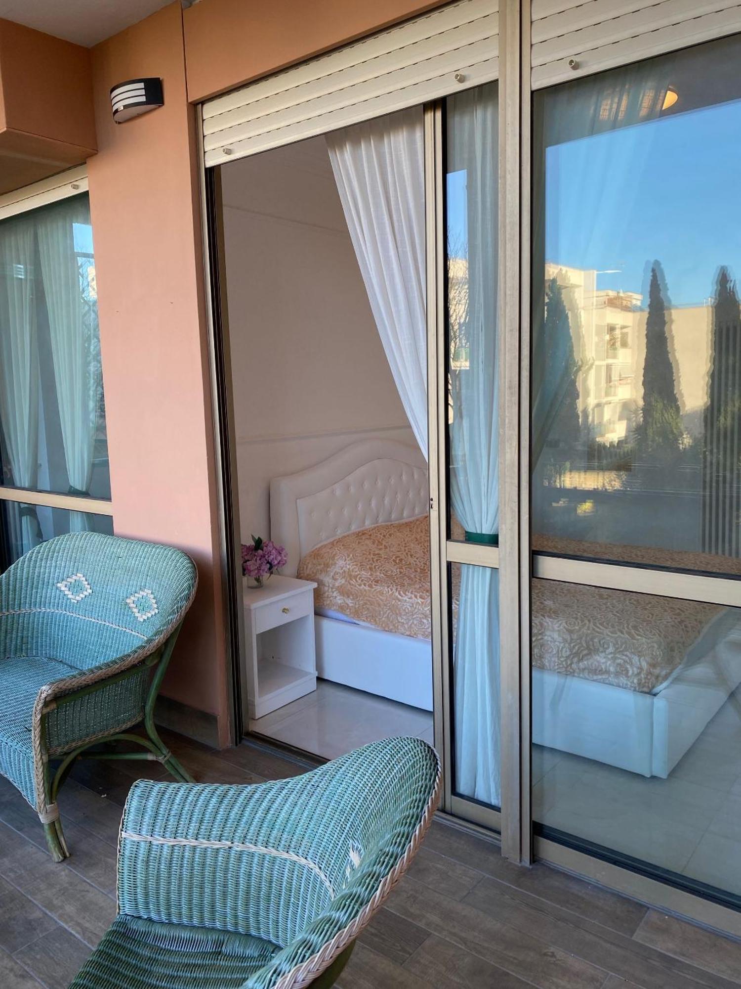 House - Parco Tirreno By Ohana Appartement Rome