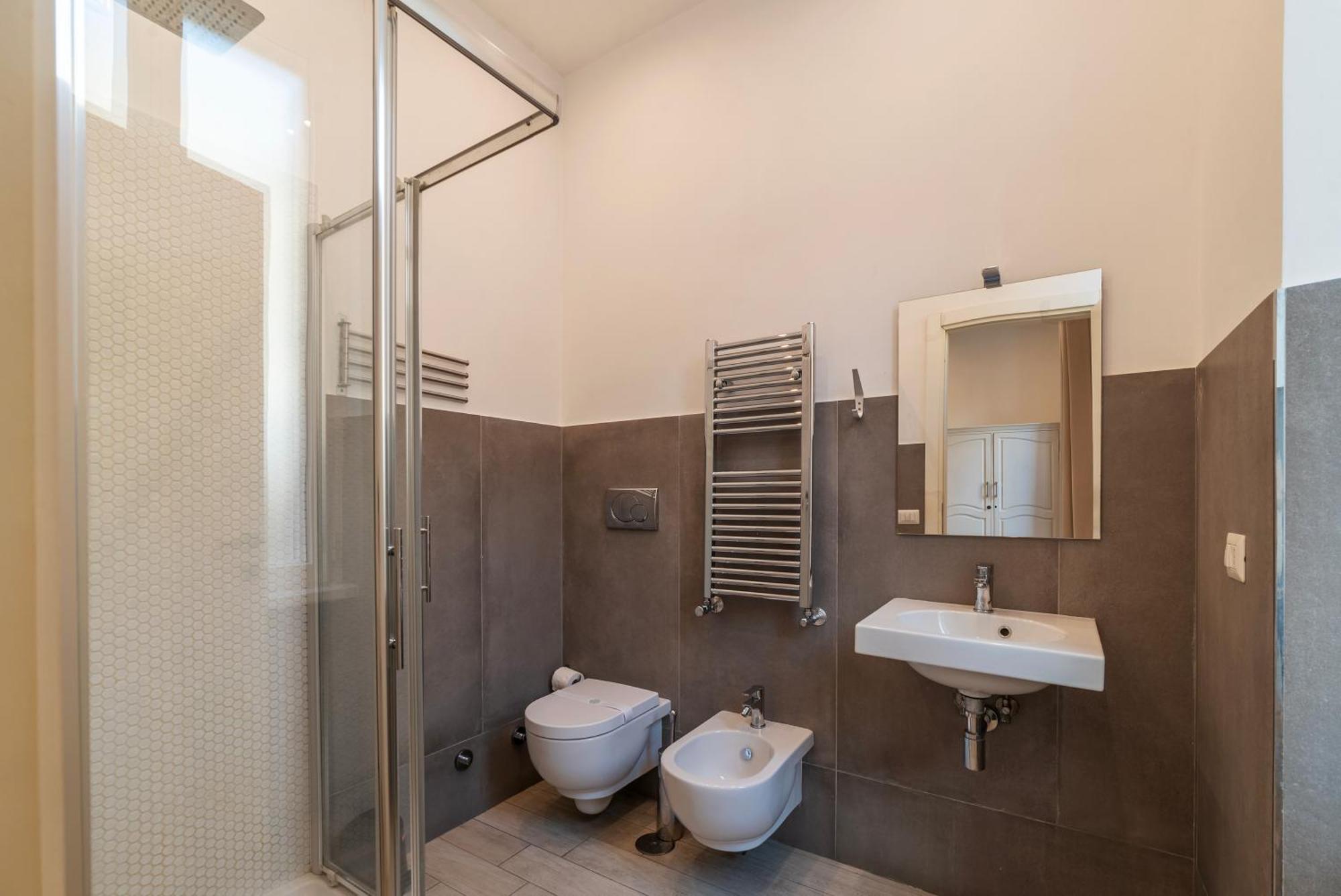 Major 93 Guest house Rome
