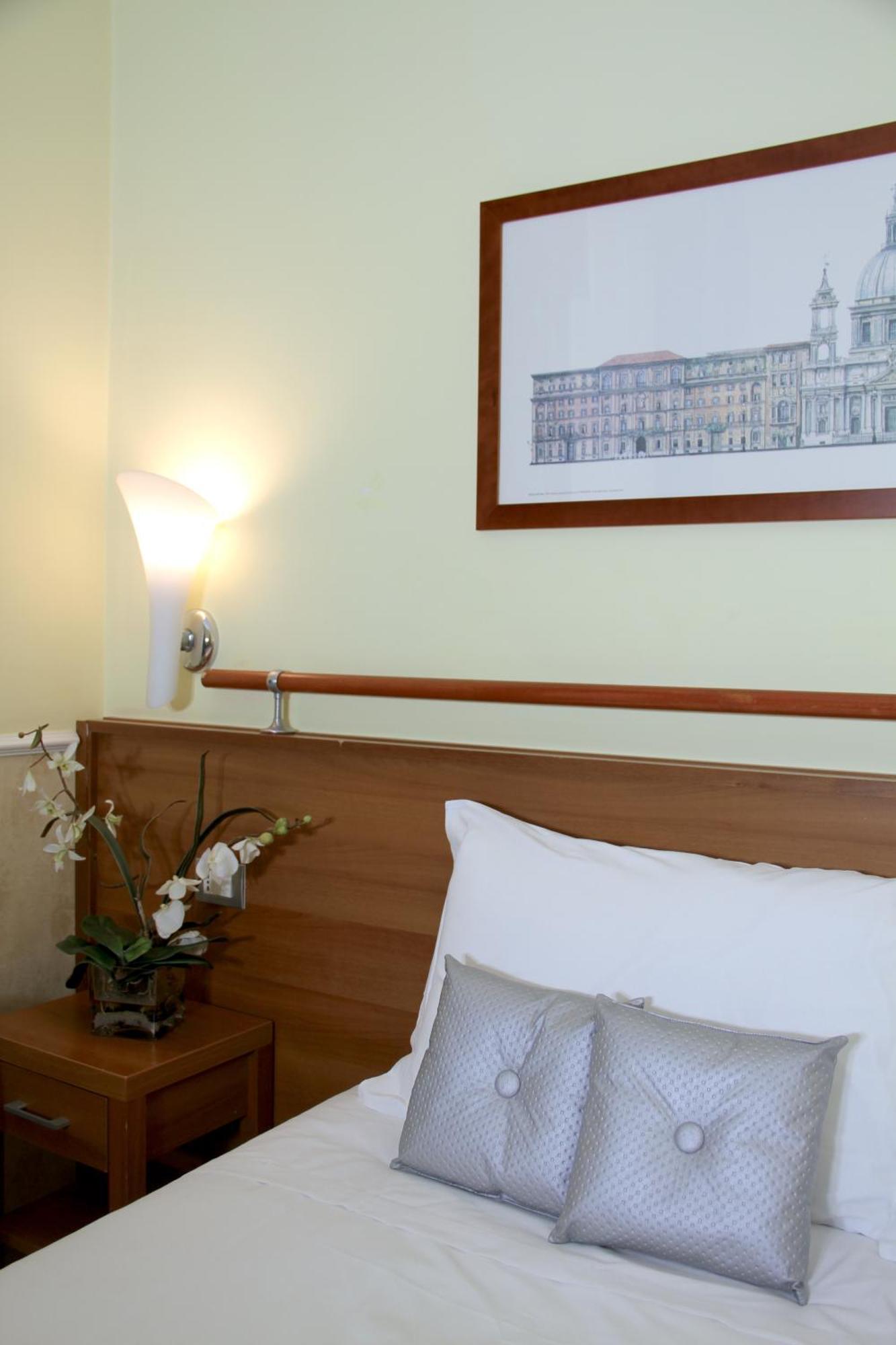 Windrose Hotel