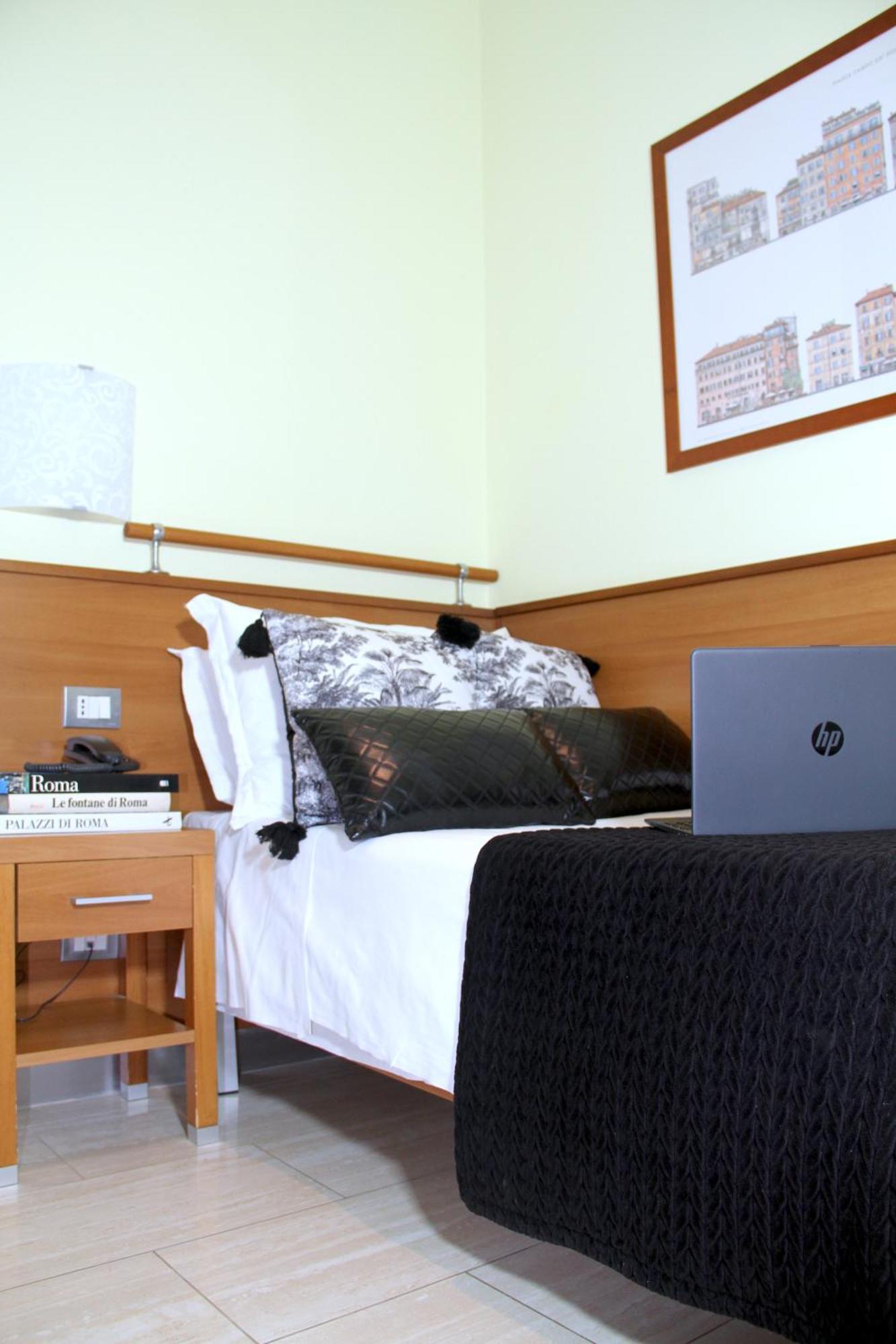 Windrose Hotel 3*