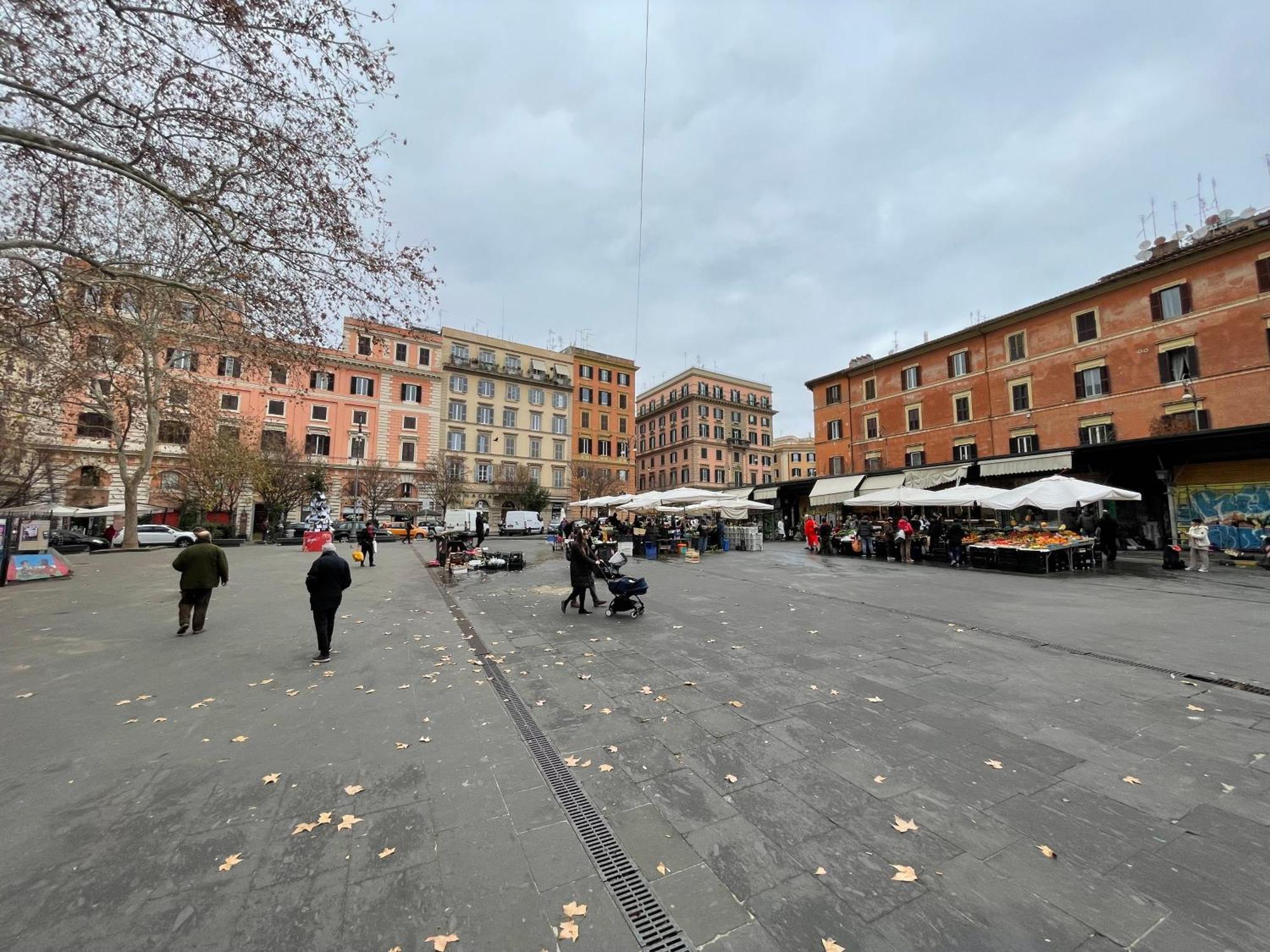Salotto Trastevere Rome