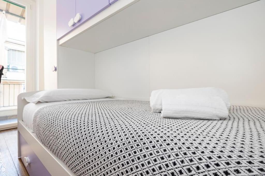 Stylish Air Conditionig Wifi Tv 50 Metro 4 Minutes Away Apartment *
