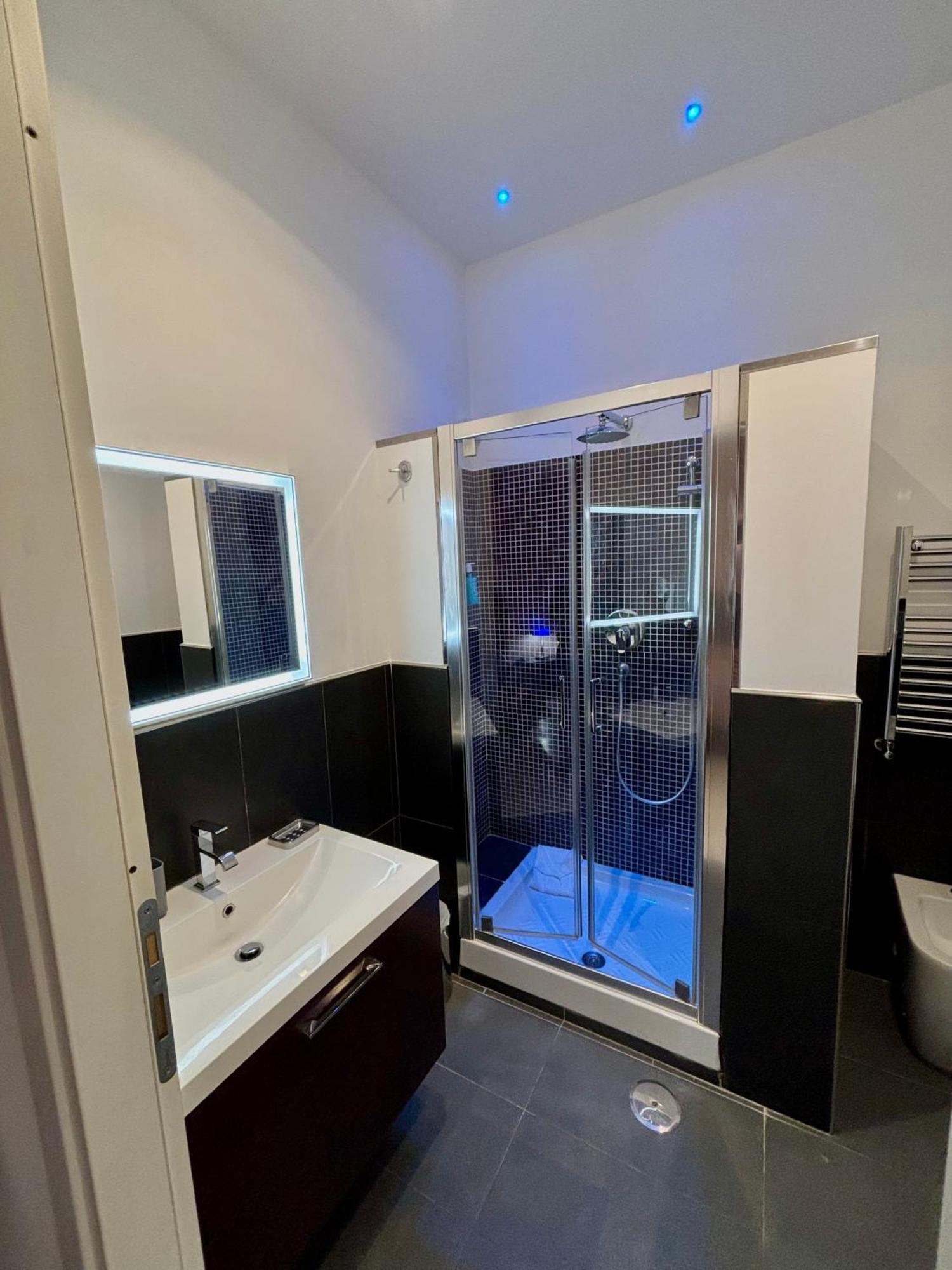 Bed & Breakfast Chroma Italy - Chroma Tessera Rome