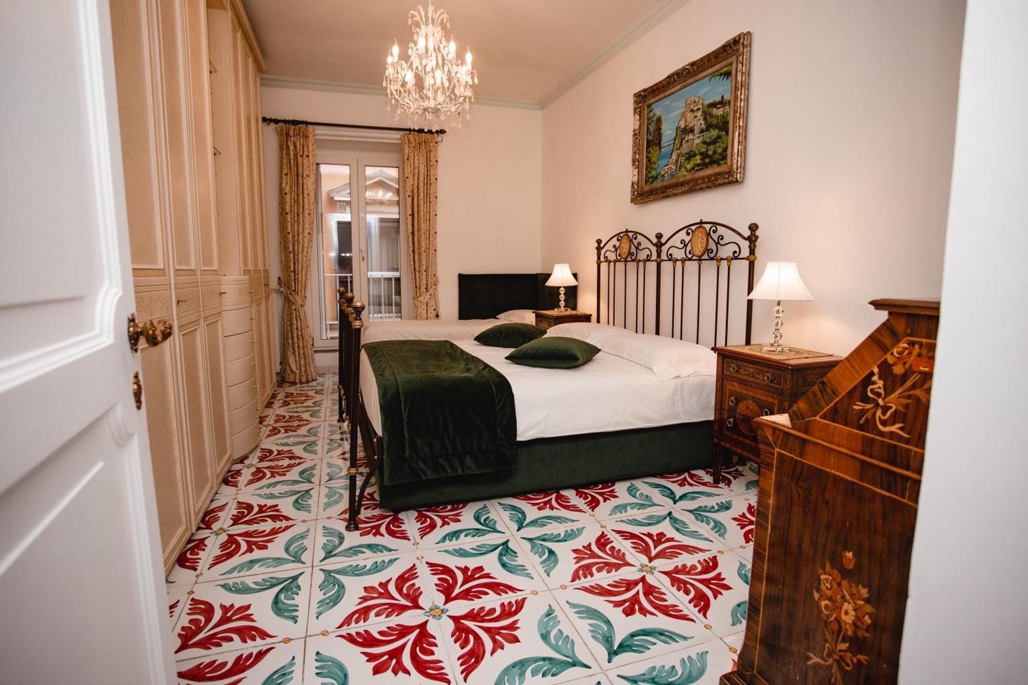Guest house Delfini Trevi House *