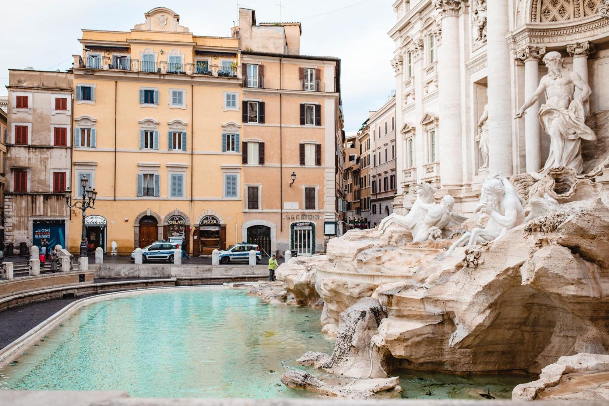 Guest house Delfini Trevi House