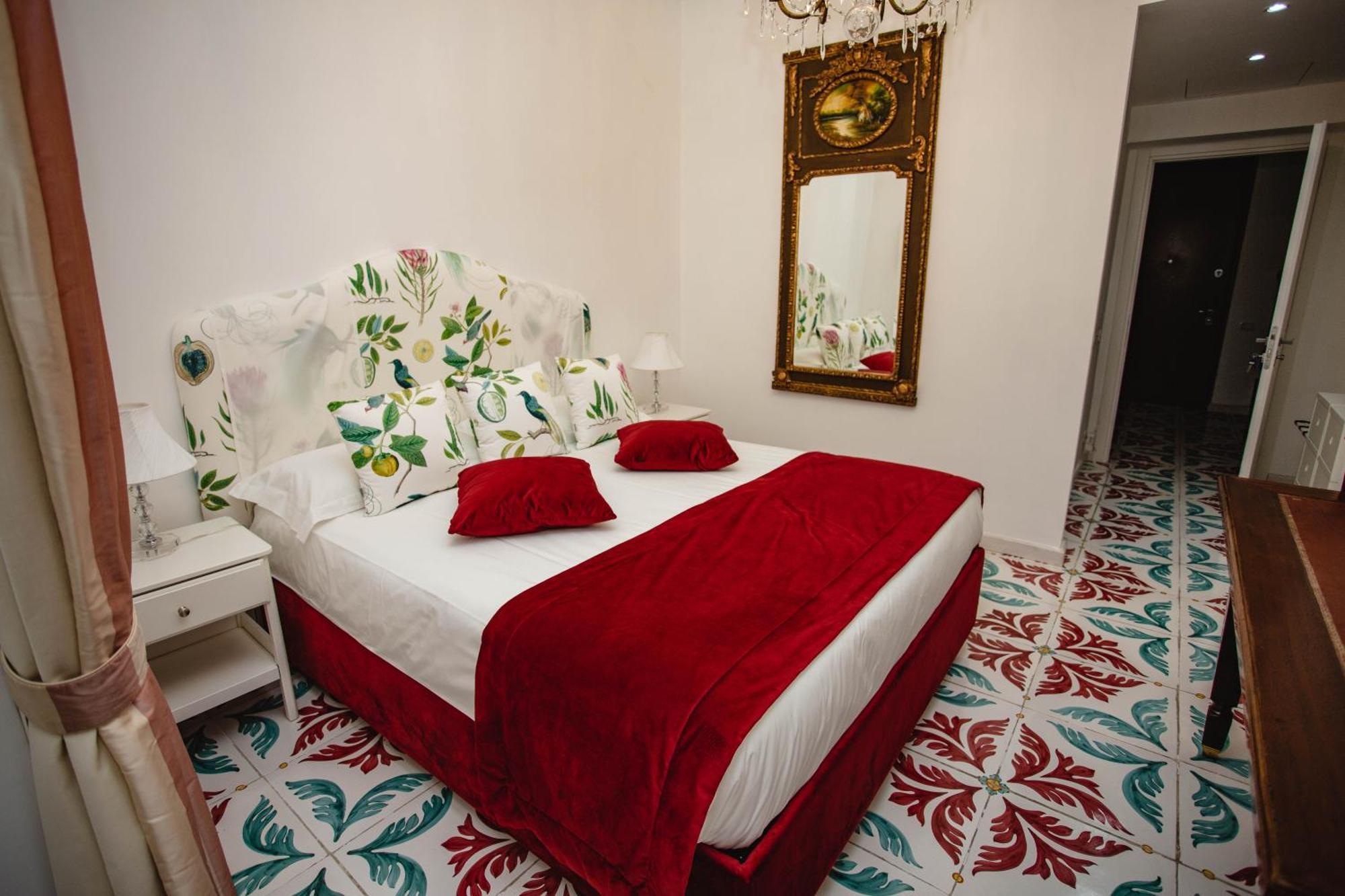 Delfini Trevi House