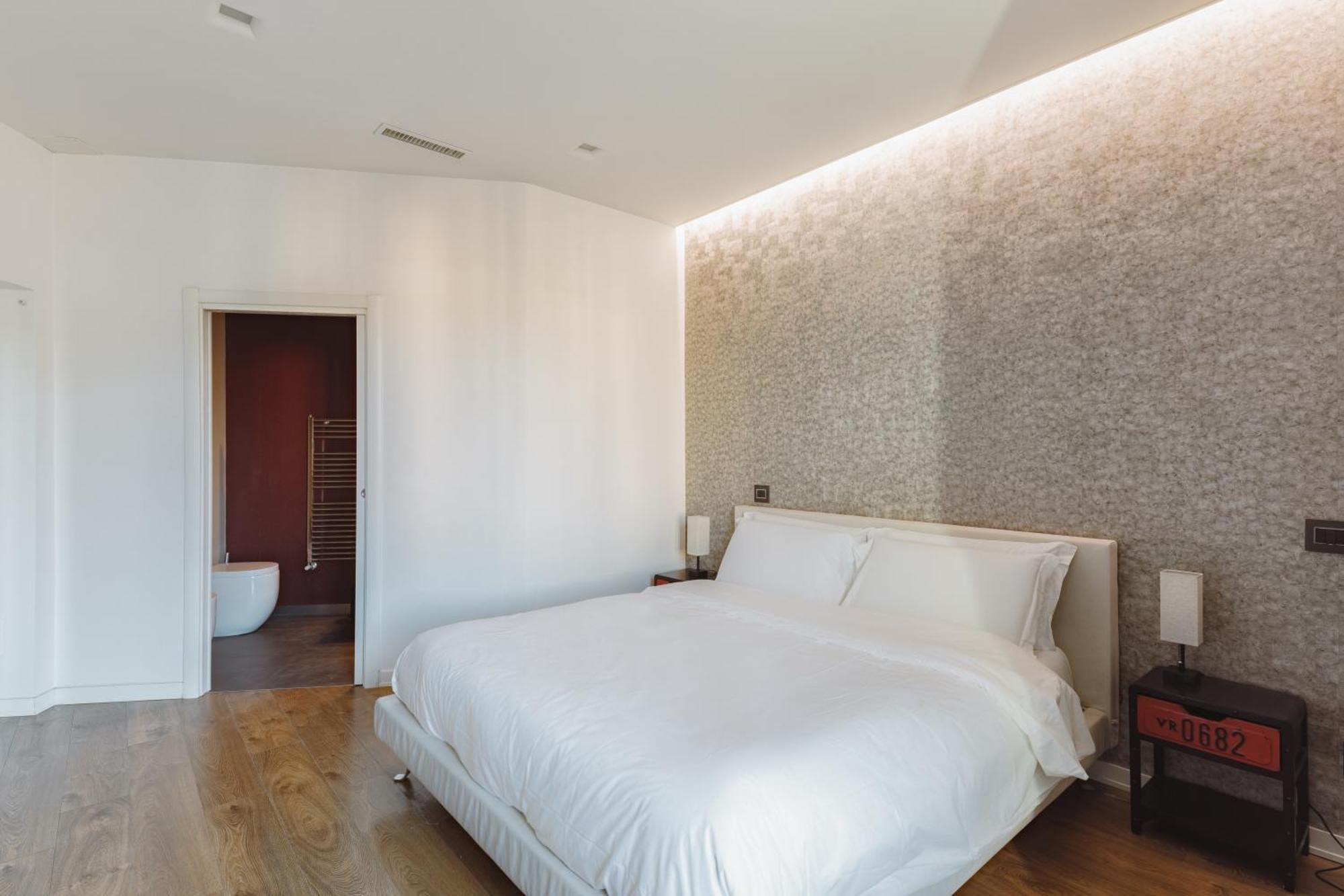 Guest house The Place Giuliana