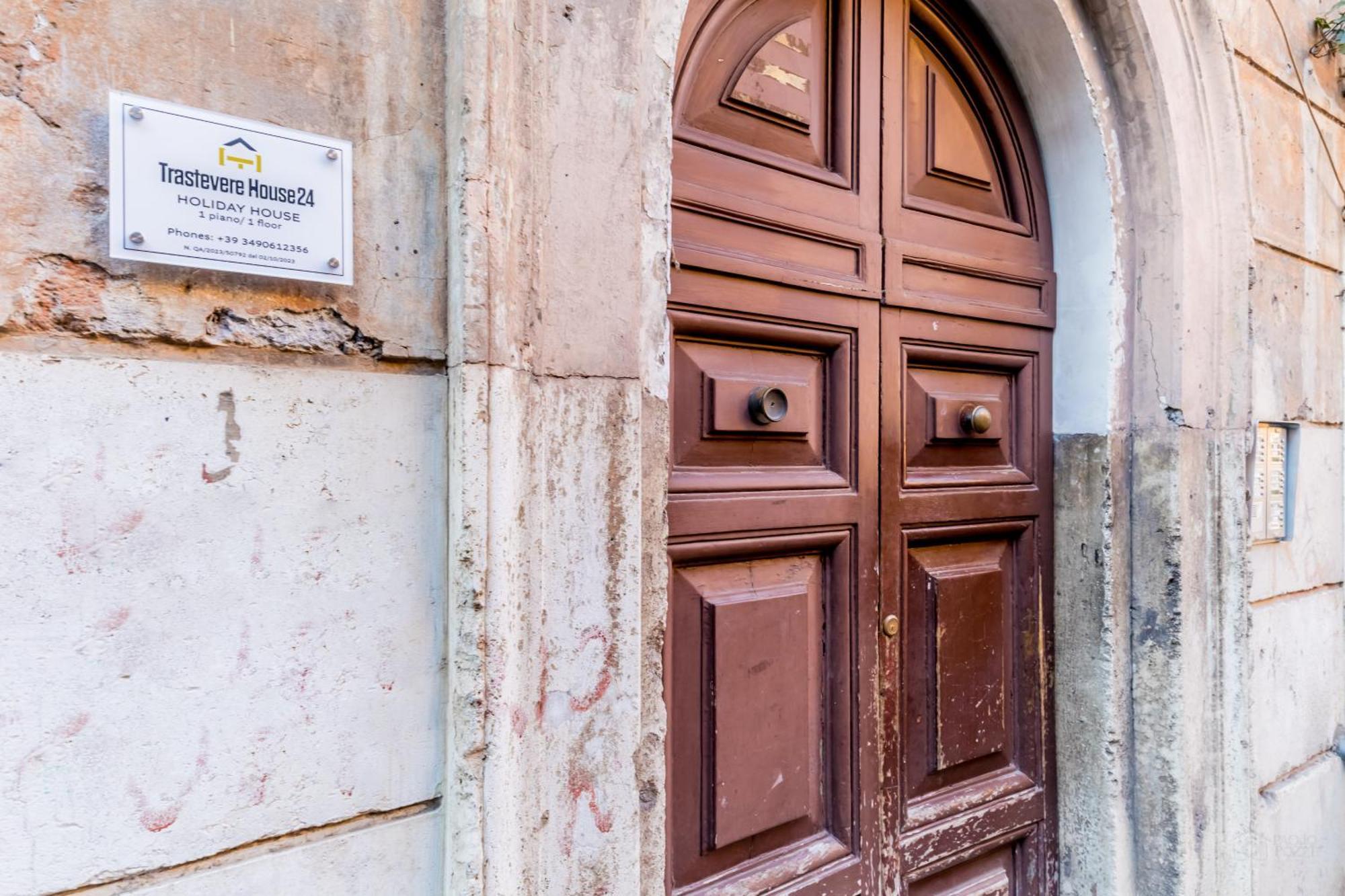 Trastevere House 24 * Rome