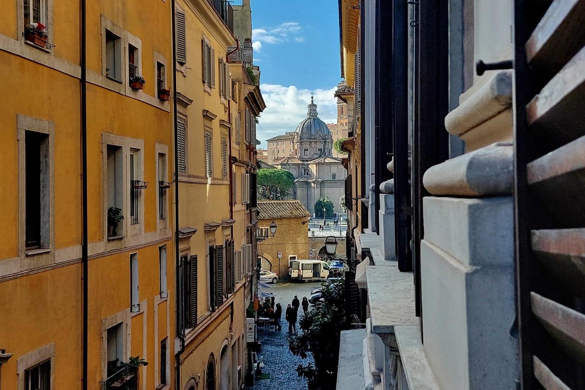 Luxury In Rione Monti Apartment