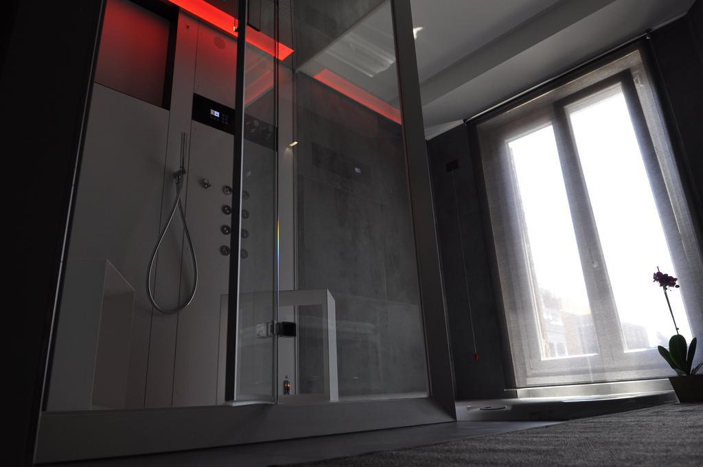 Place 24 & Wellness Guest house