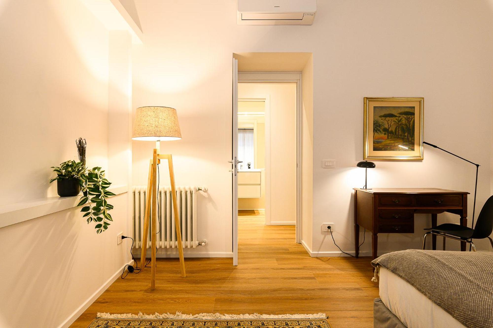 Near Vatican By Ndp Rent Apartment *