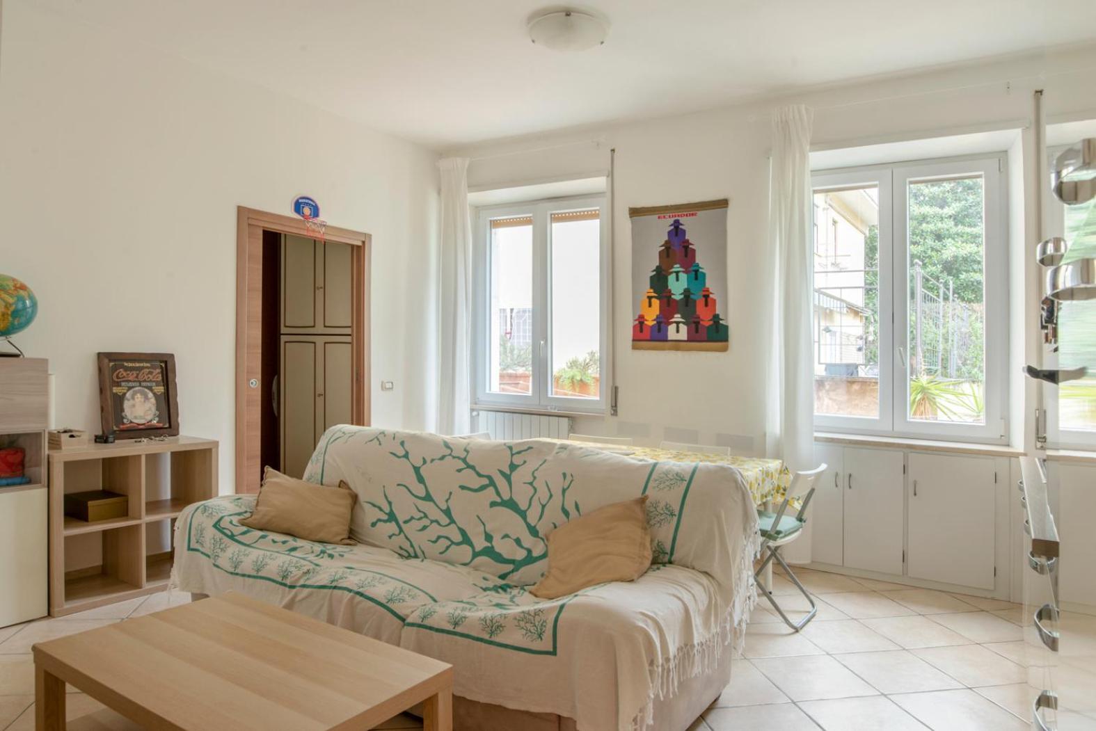 Apartment Spacious Near St Peter's Church *