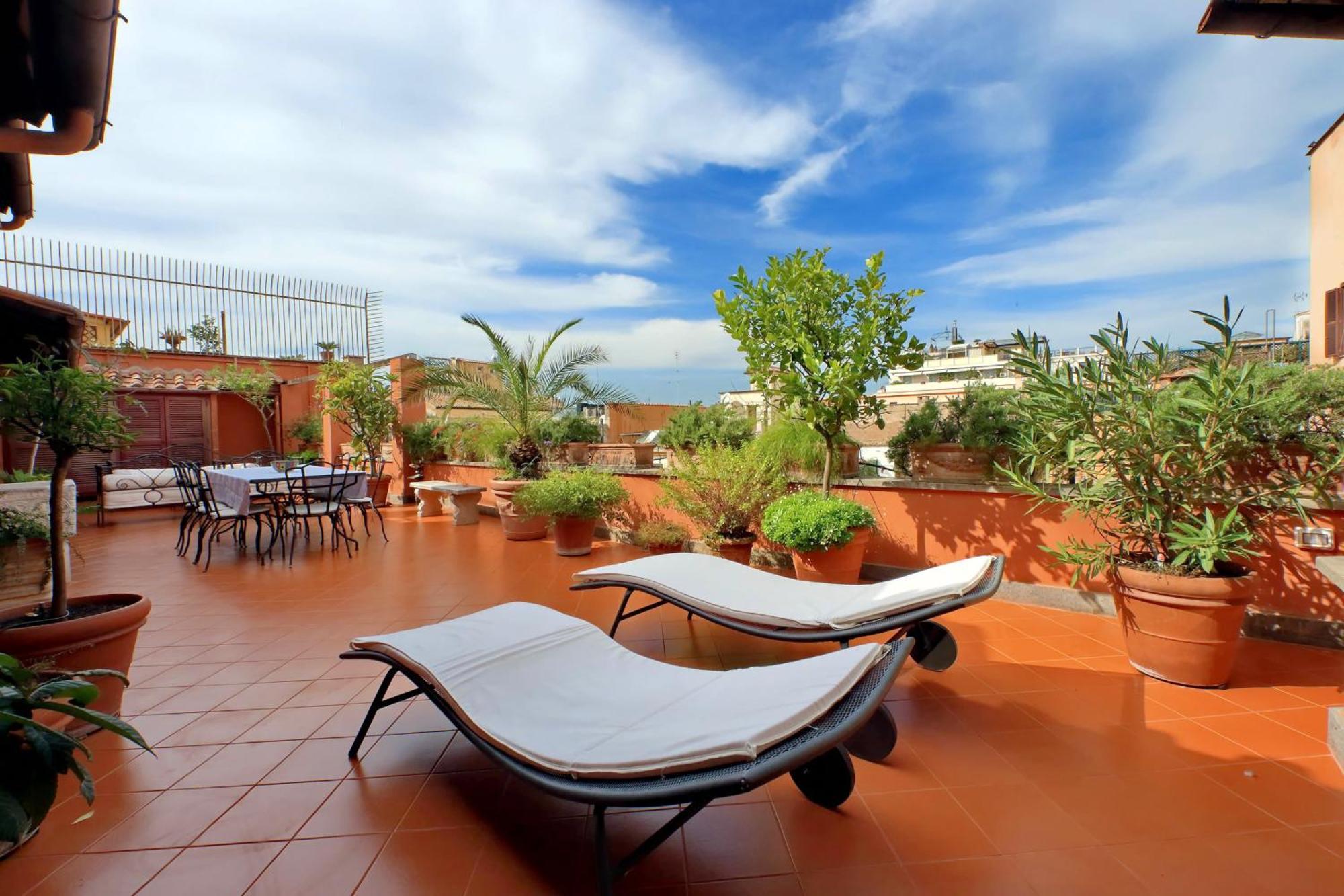 Treasurerome Spanish Steps Penthouse * Rome
