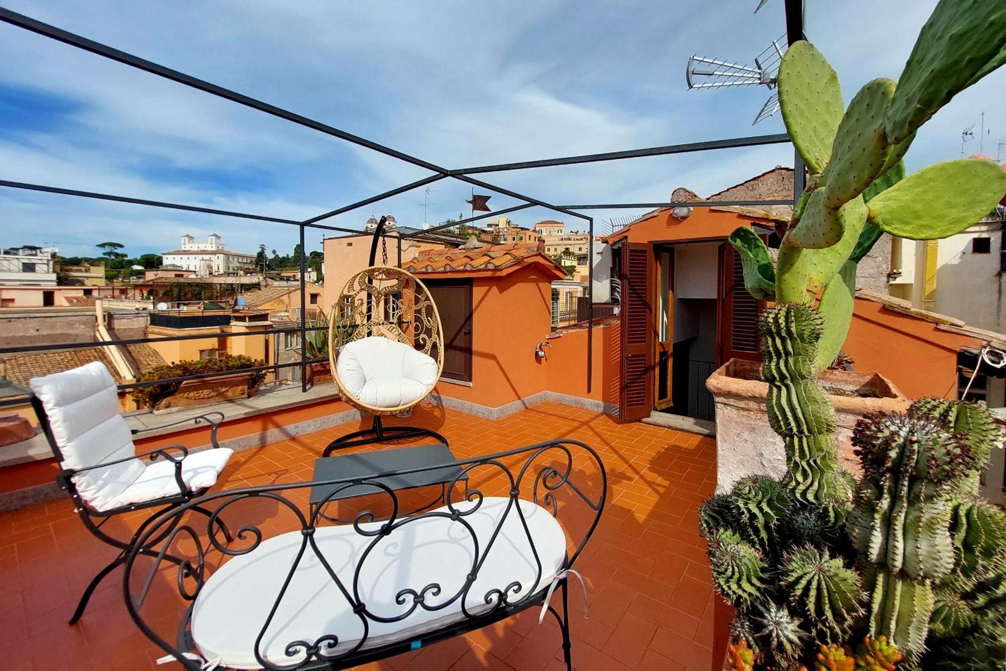 Treasurerome Spanish Steps Penthouse Apartment Rome