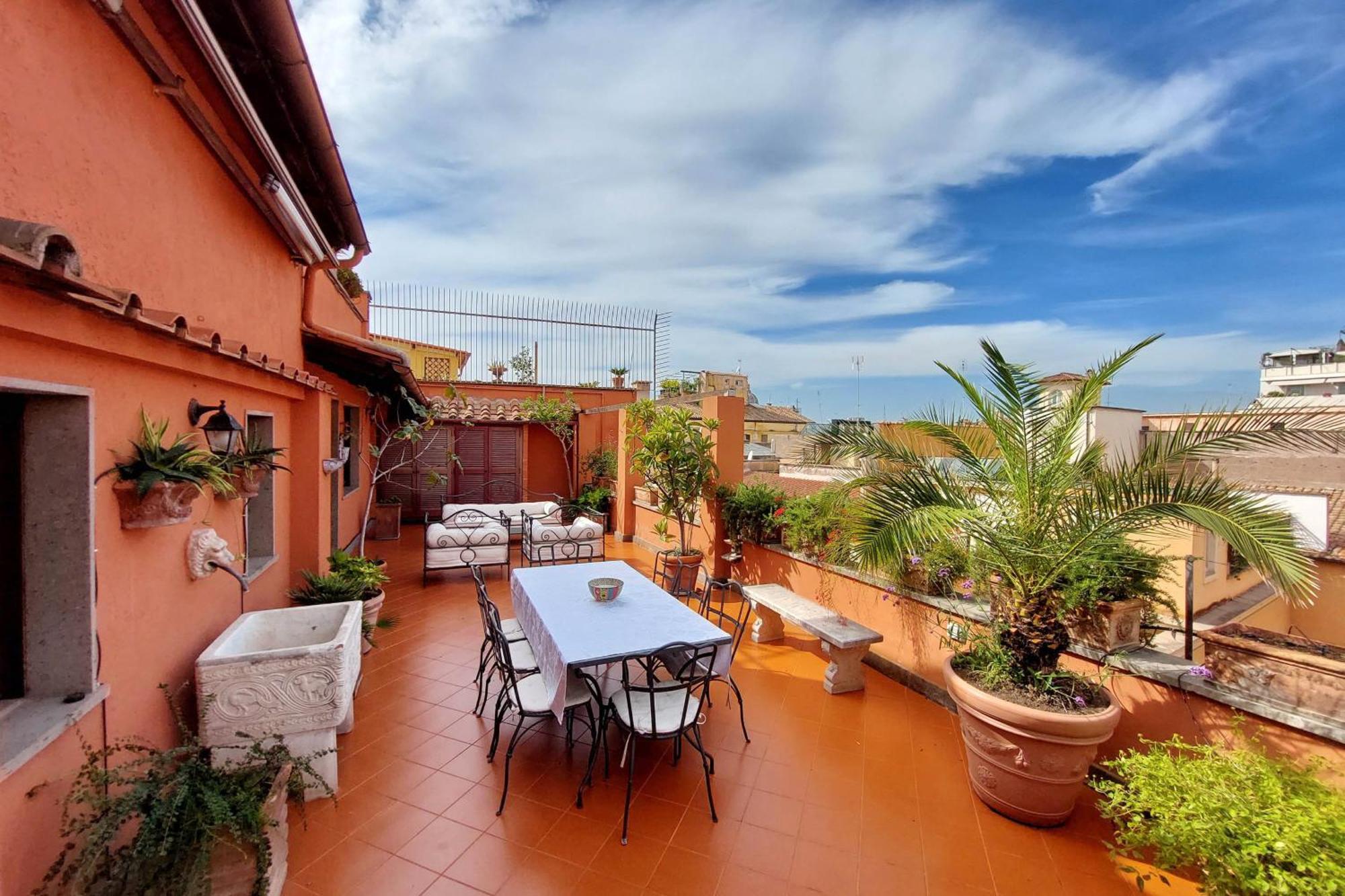 Treasurerome Spanish Steps Penthouse * Rome