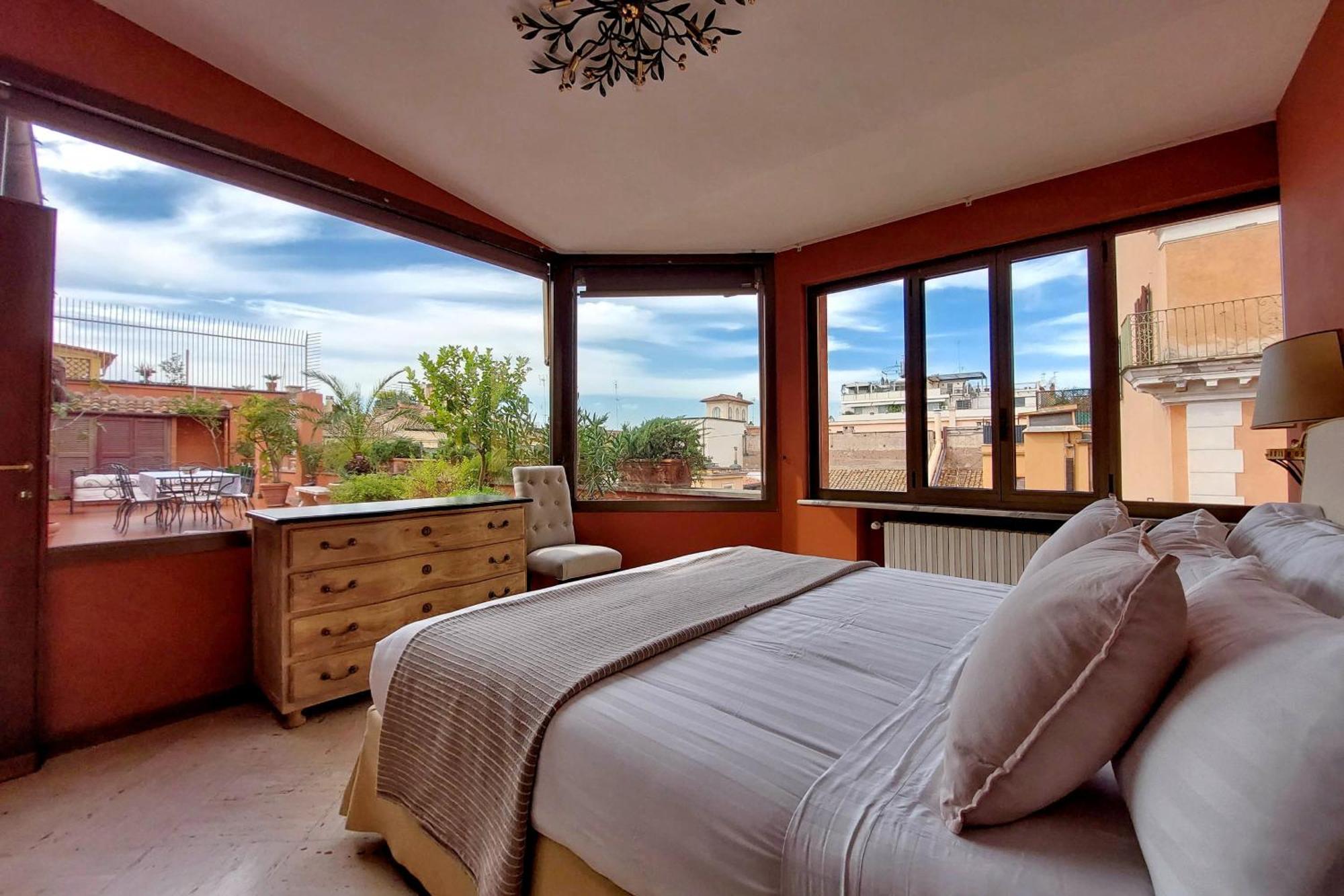 Treasurerome Spanish Steps Penthouse Apartment Rome