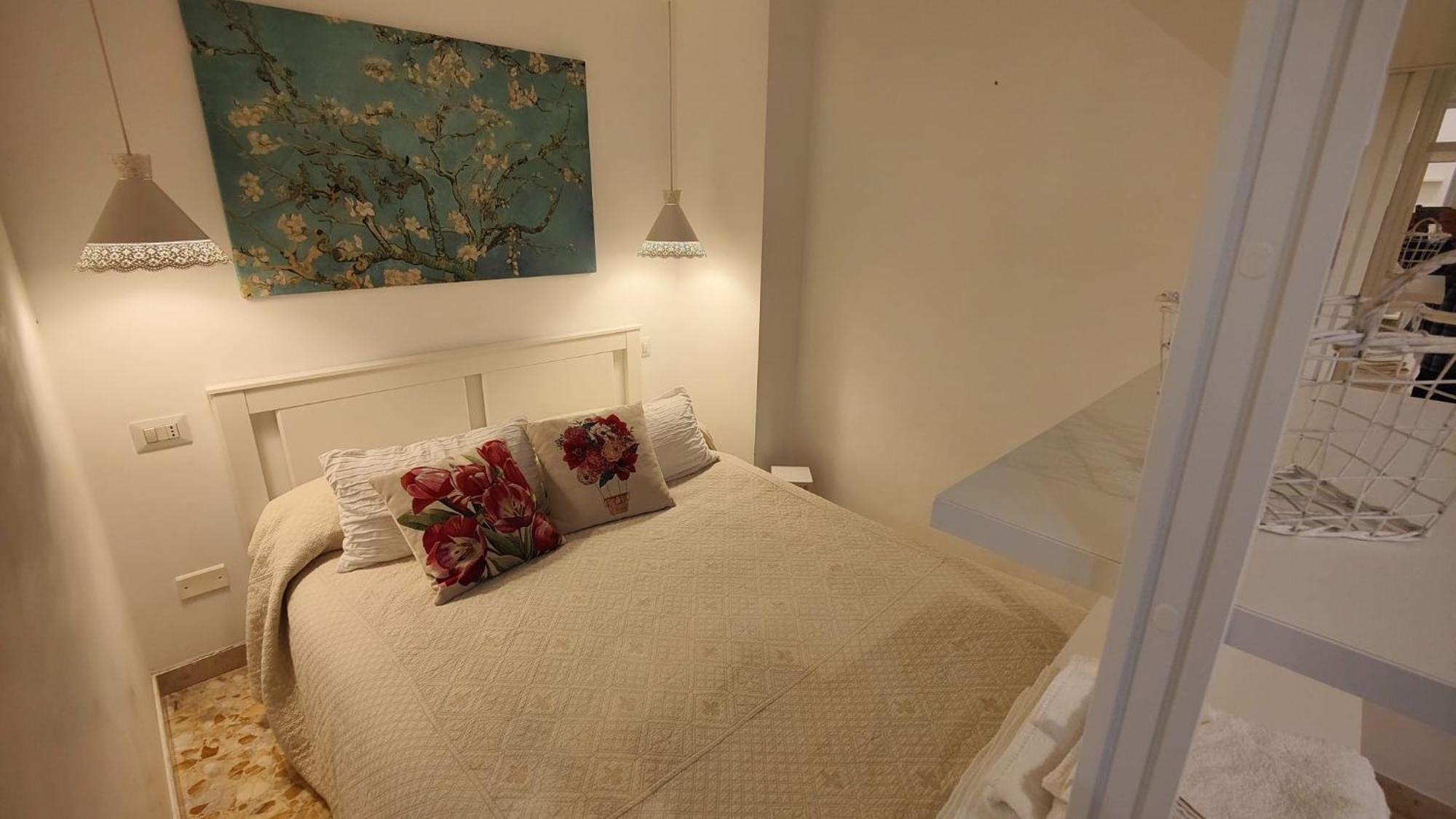 Guest house Sergio Tourist Rental Close Tiburtina Station Rome