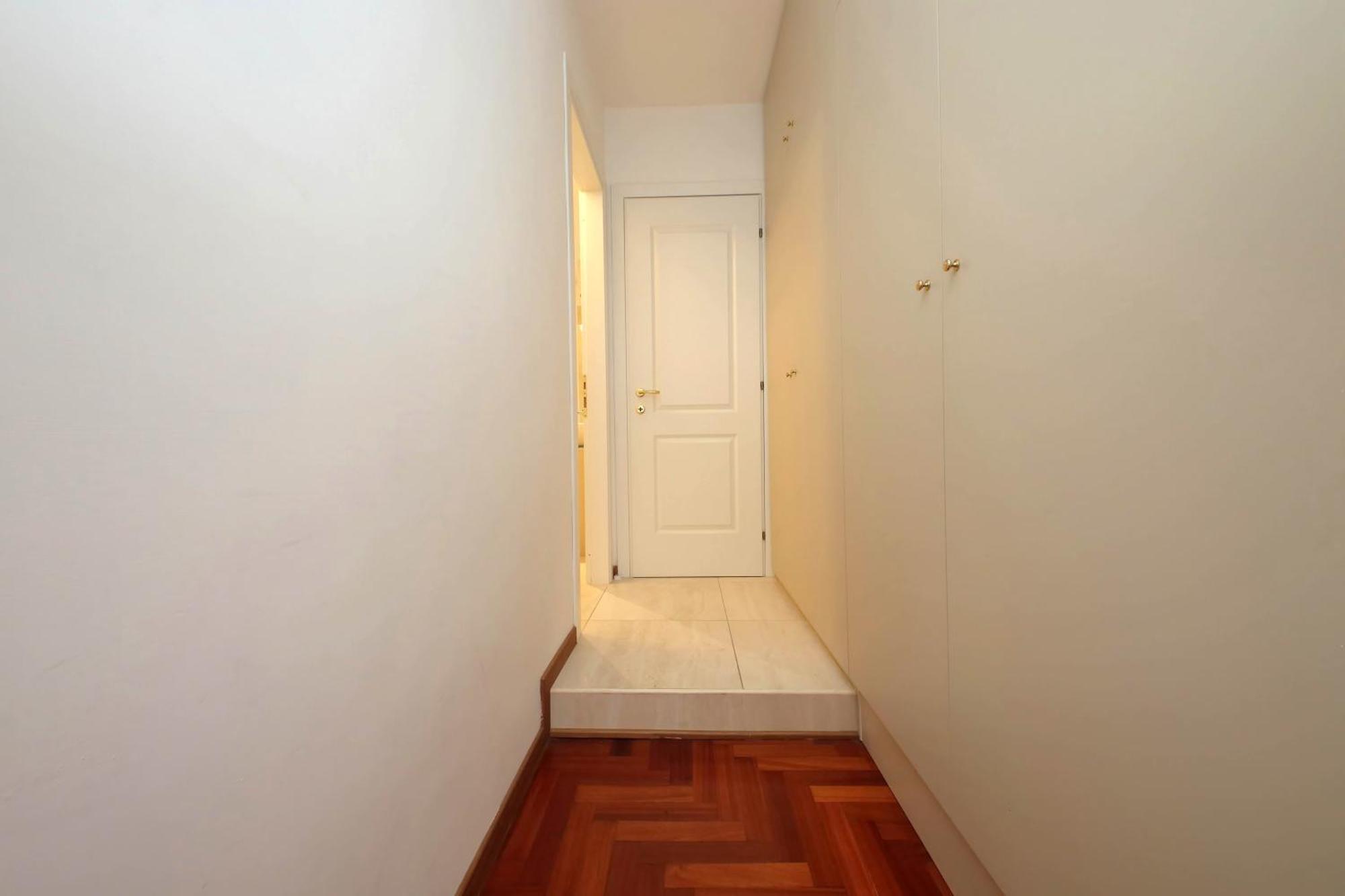 Elegant And Spacious Apartment, Vespasiano 9 Apartamento *