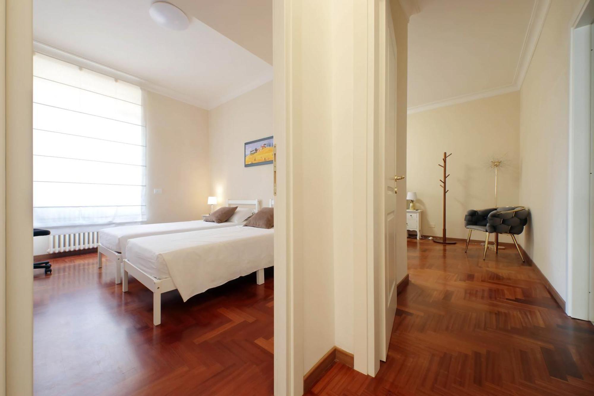 Elegant And Spacious Apartment, Vespasiano 9 Apartamento Roma