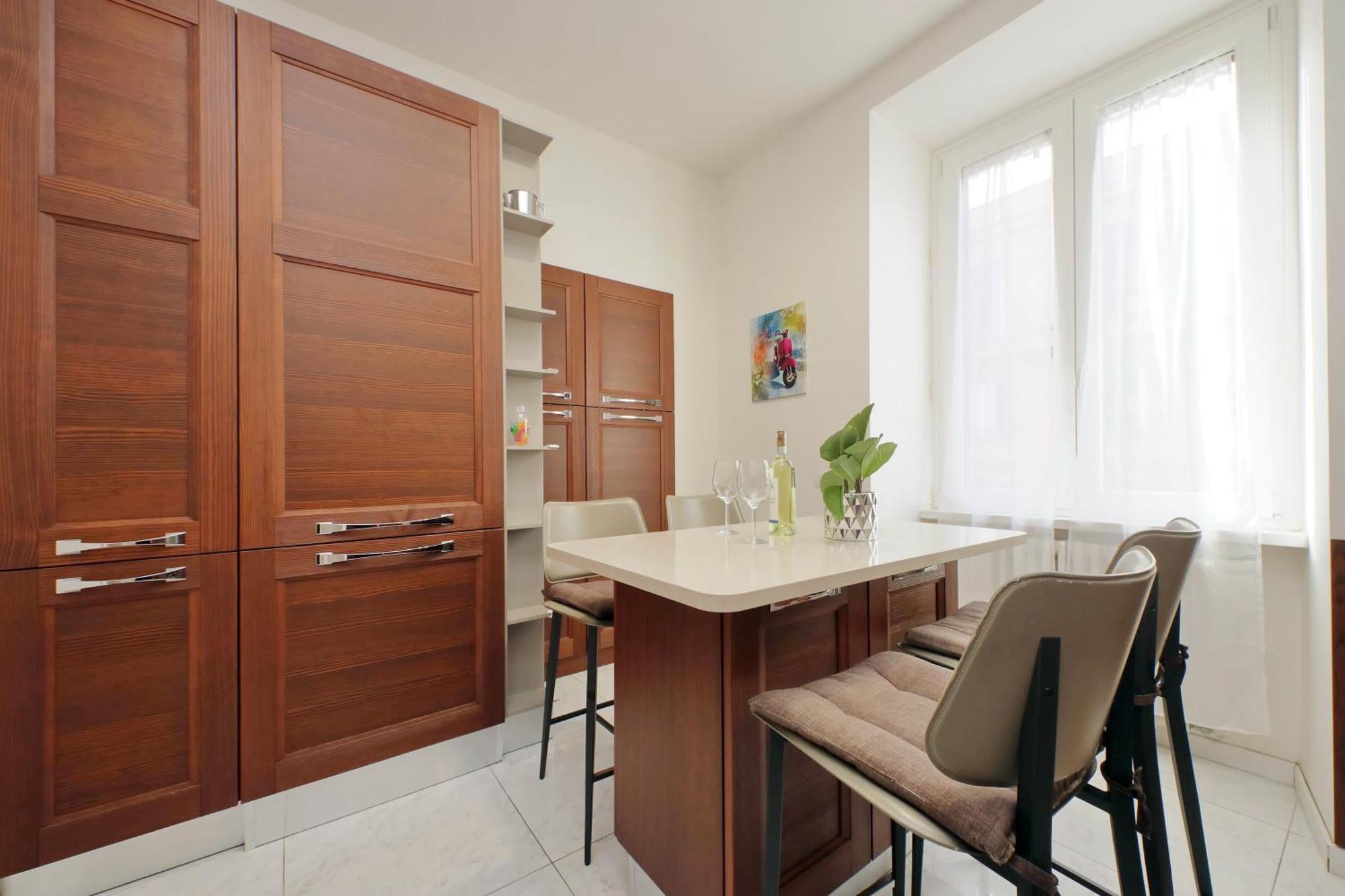 Elegant And Spacious Apartment, Vespasiano 9 Appartement