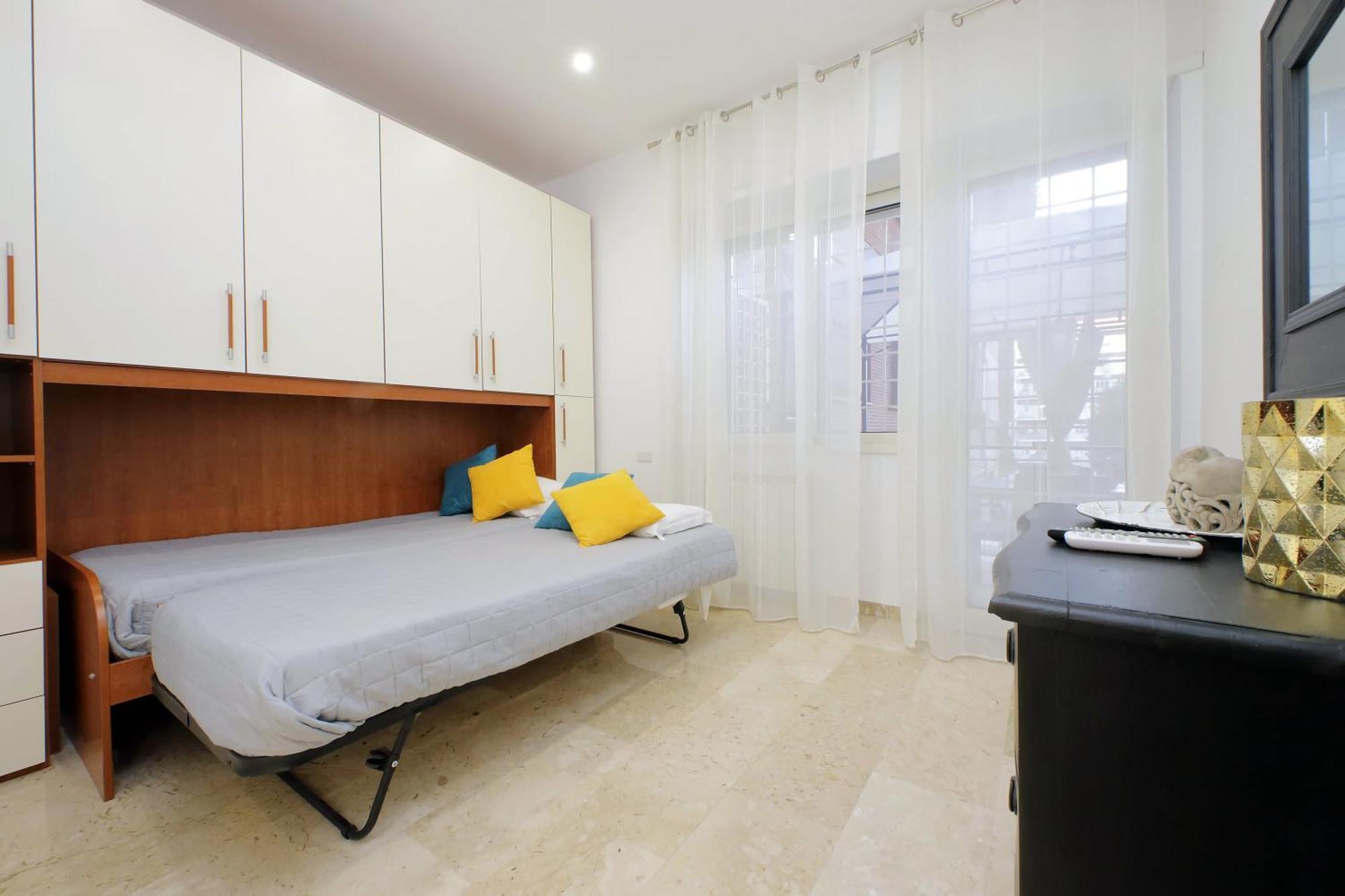 Lovely With Terrace Near The Vatican Apartment *