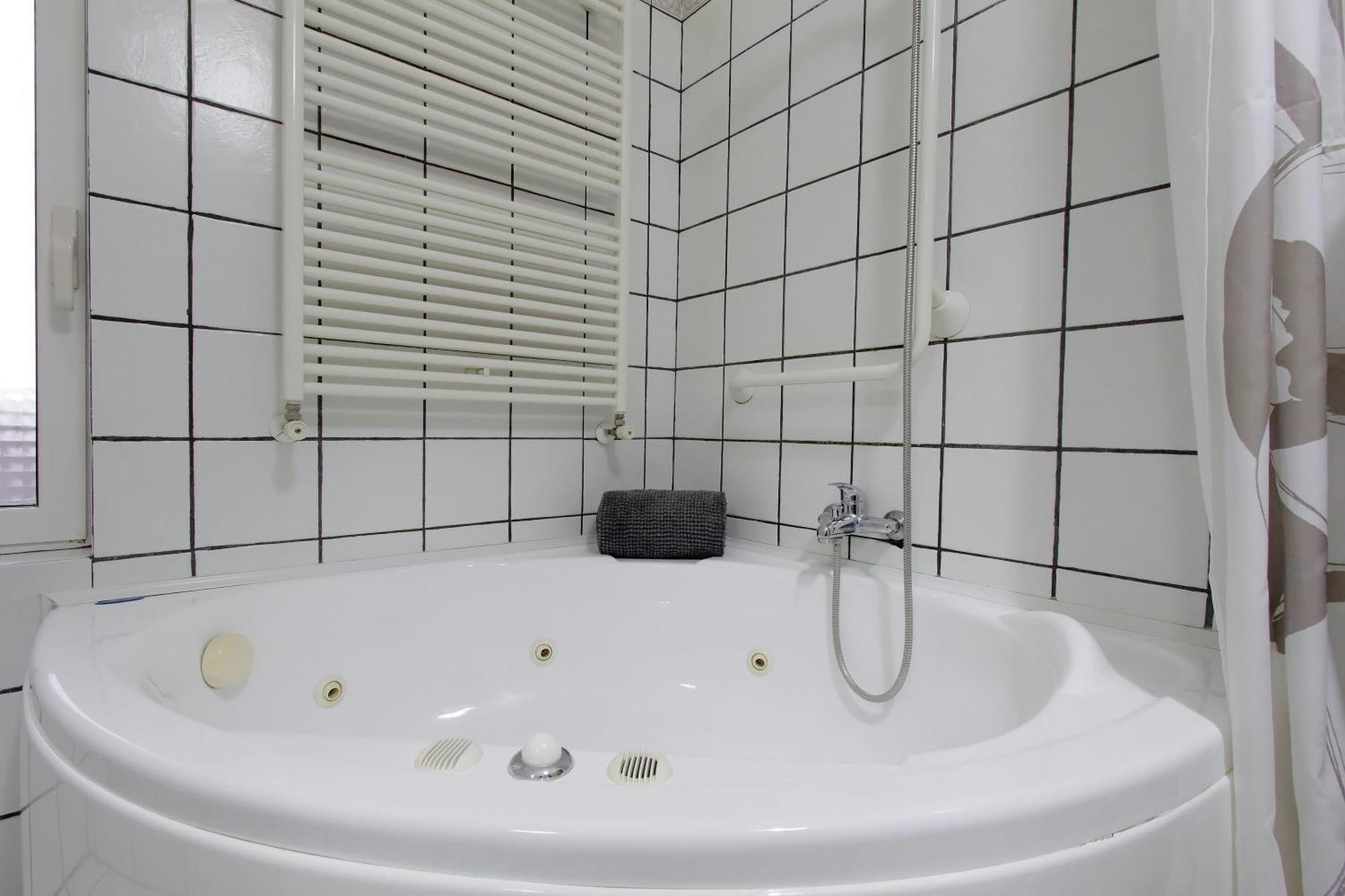Appartement Beautiful With Amazing Rooftop&jacuzzi *