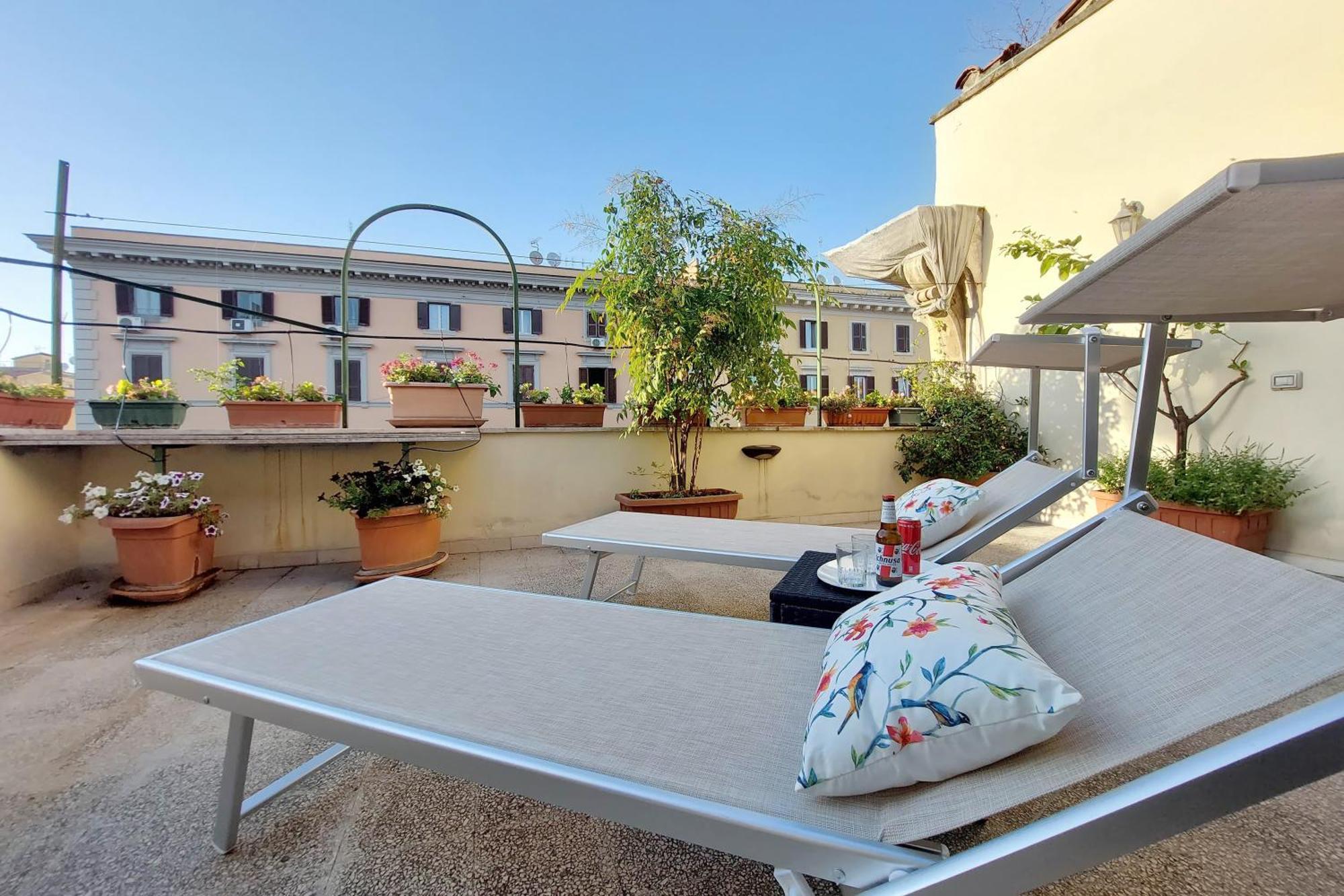 Beautiful With Amazing Rooftop&jacuzzi Appartement *
