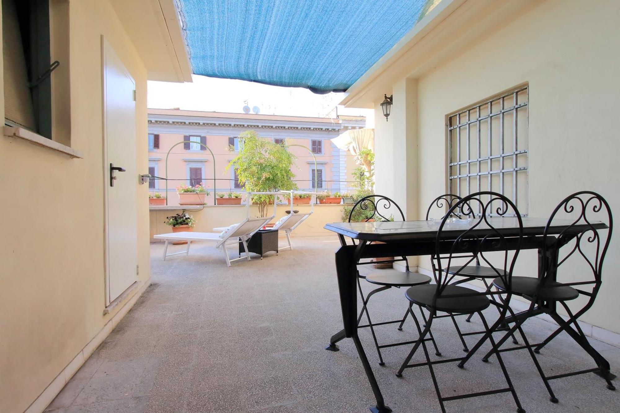 Beautiful With Amazing Rooftop&jacuzzi Appartement