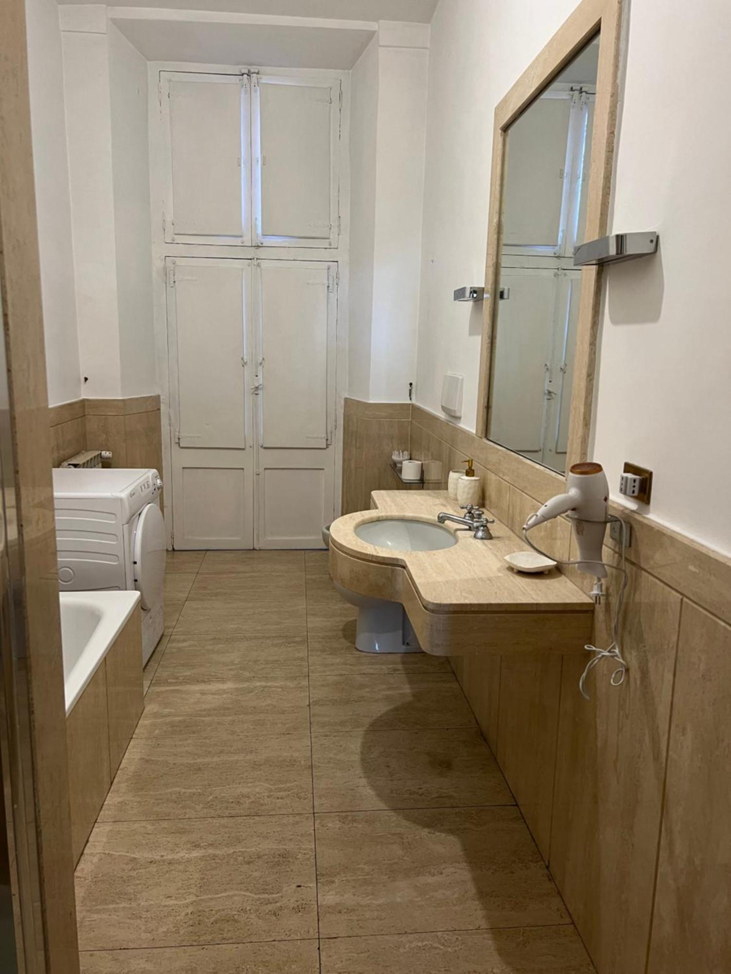 Prince'S Suite - Budget Rooms & Apt Piazza Del Popolo Apartment *