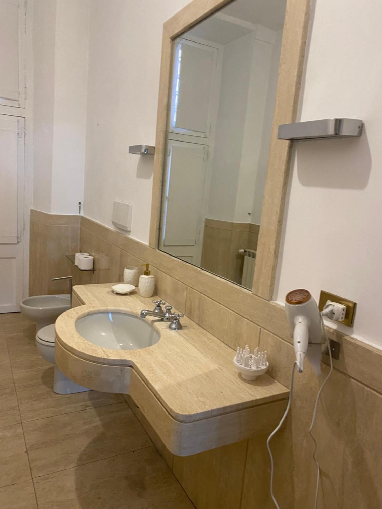 Apartment Prince'S Suite - Budget Rooms & Apt Piazza Del Popolo