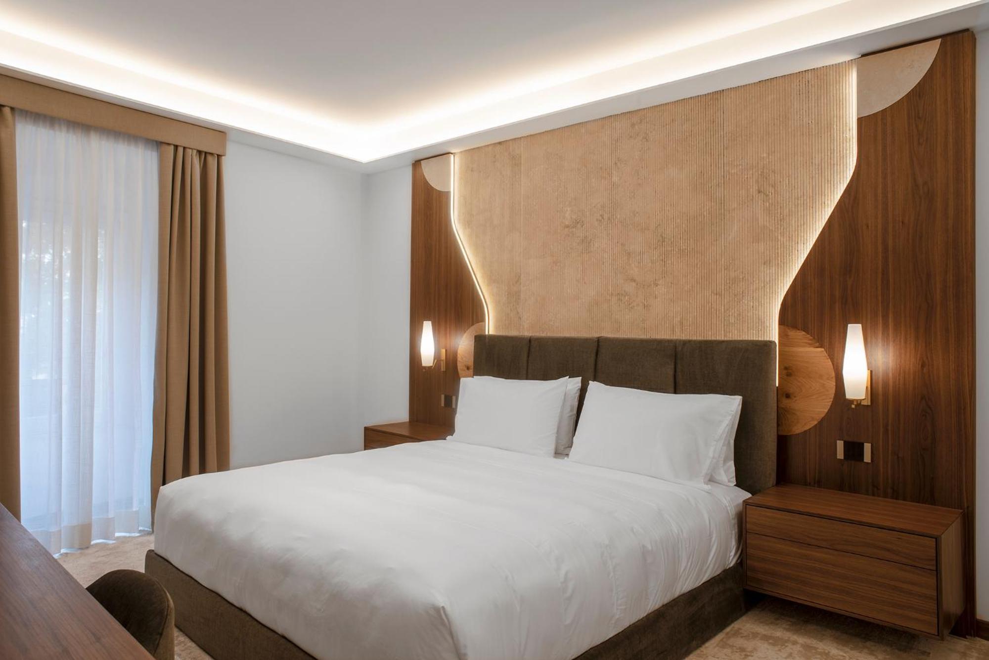 Via Veneto 5* Rome