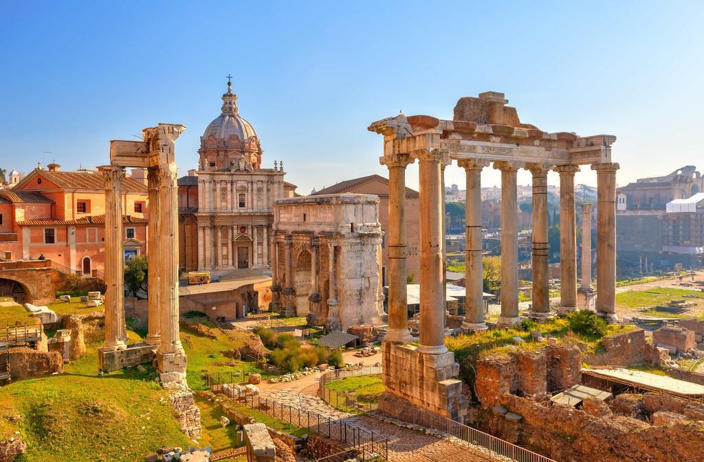 Vacanze Romane Colosseum Rome